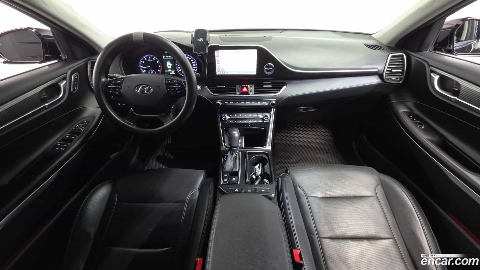 Grandeur Hyundai 2016.11-INNER-007