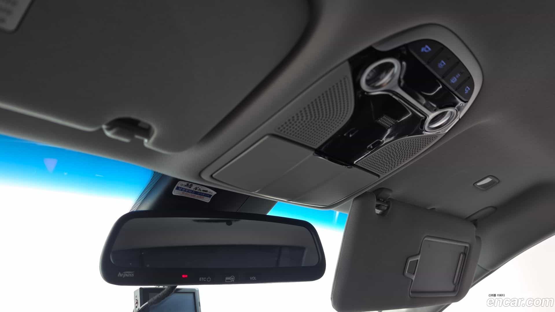 Grandeur Hyundai 2016.11-OPTION-024