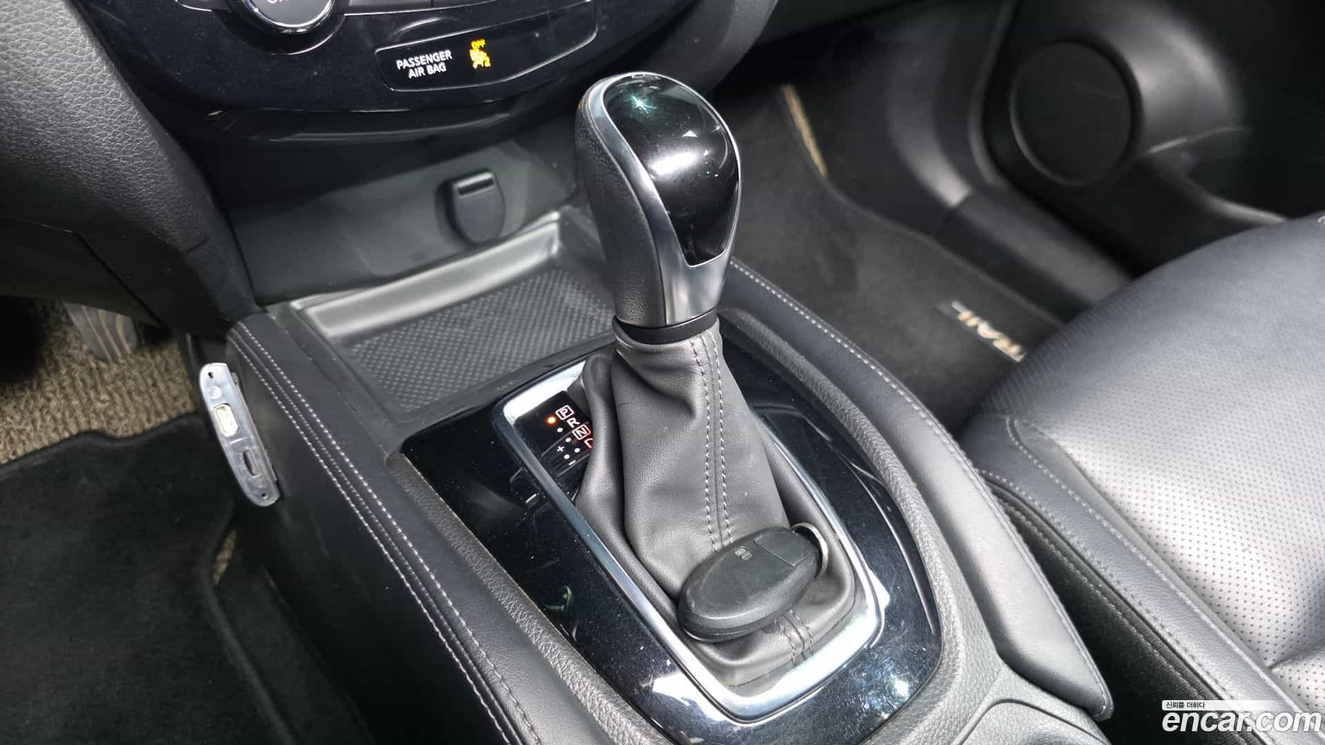 X-Trail Nissan 2018.11-INNER-009