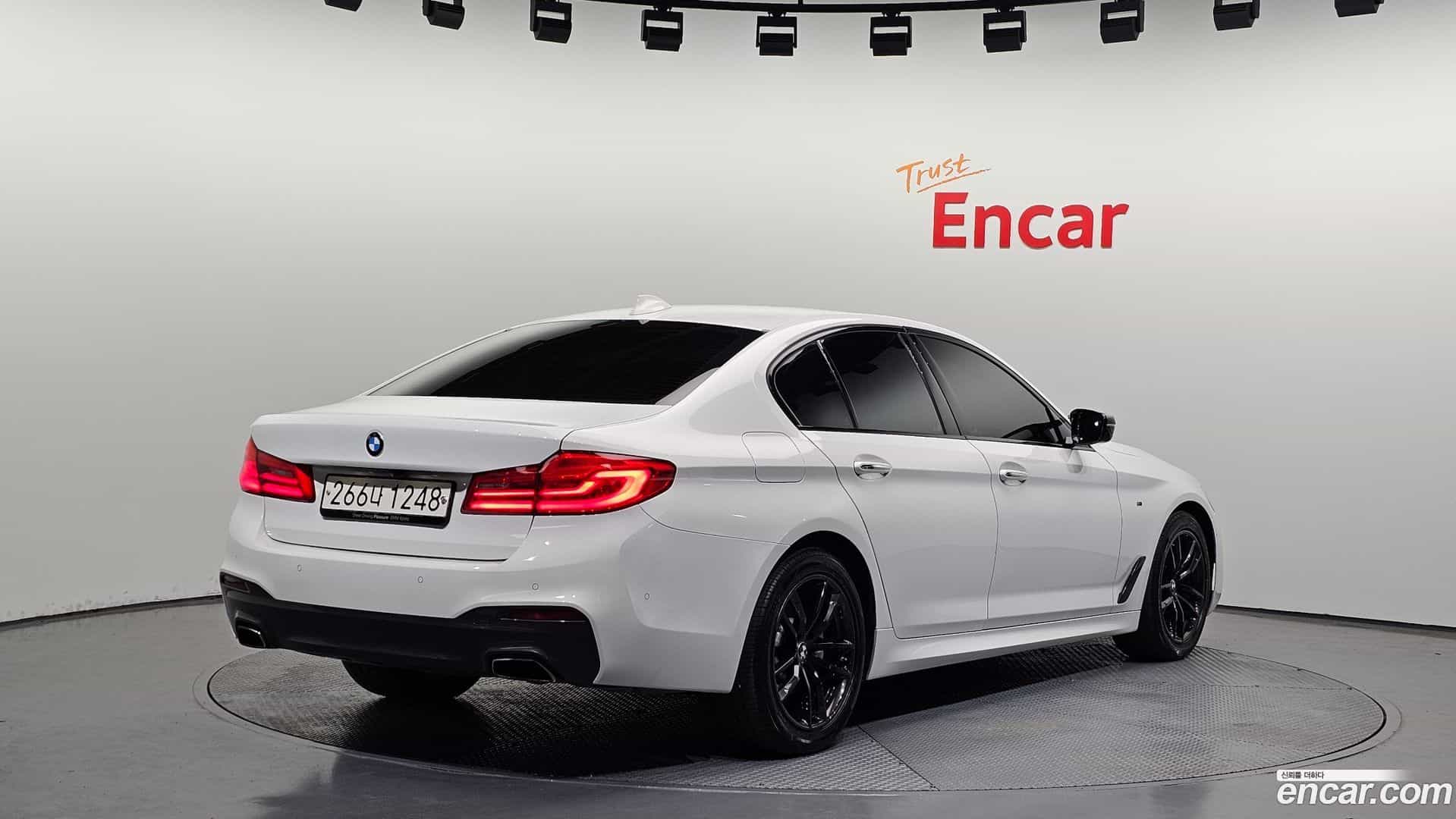 5-Series BMW 2017.2-OUTER-002