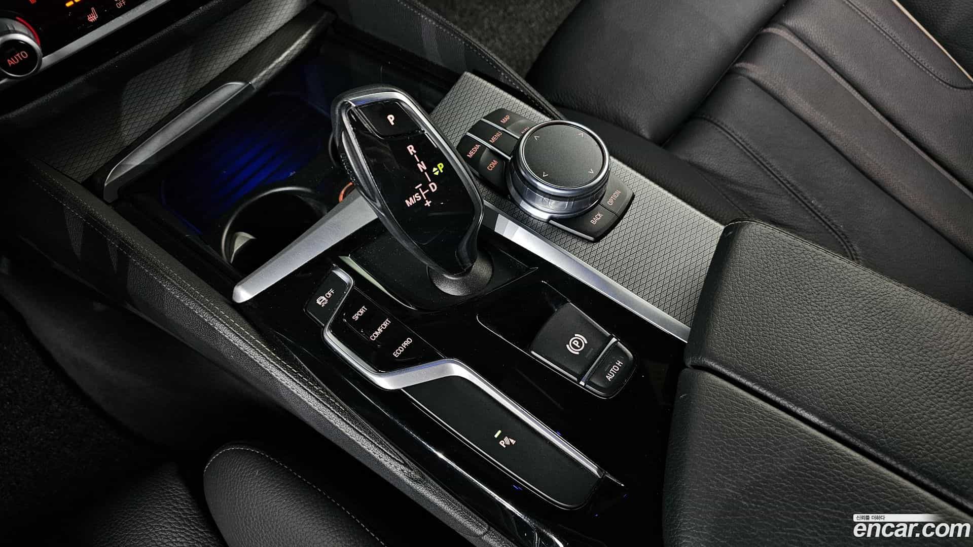 5-Series BMW 2017.2-INNER-009