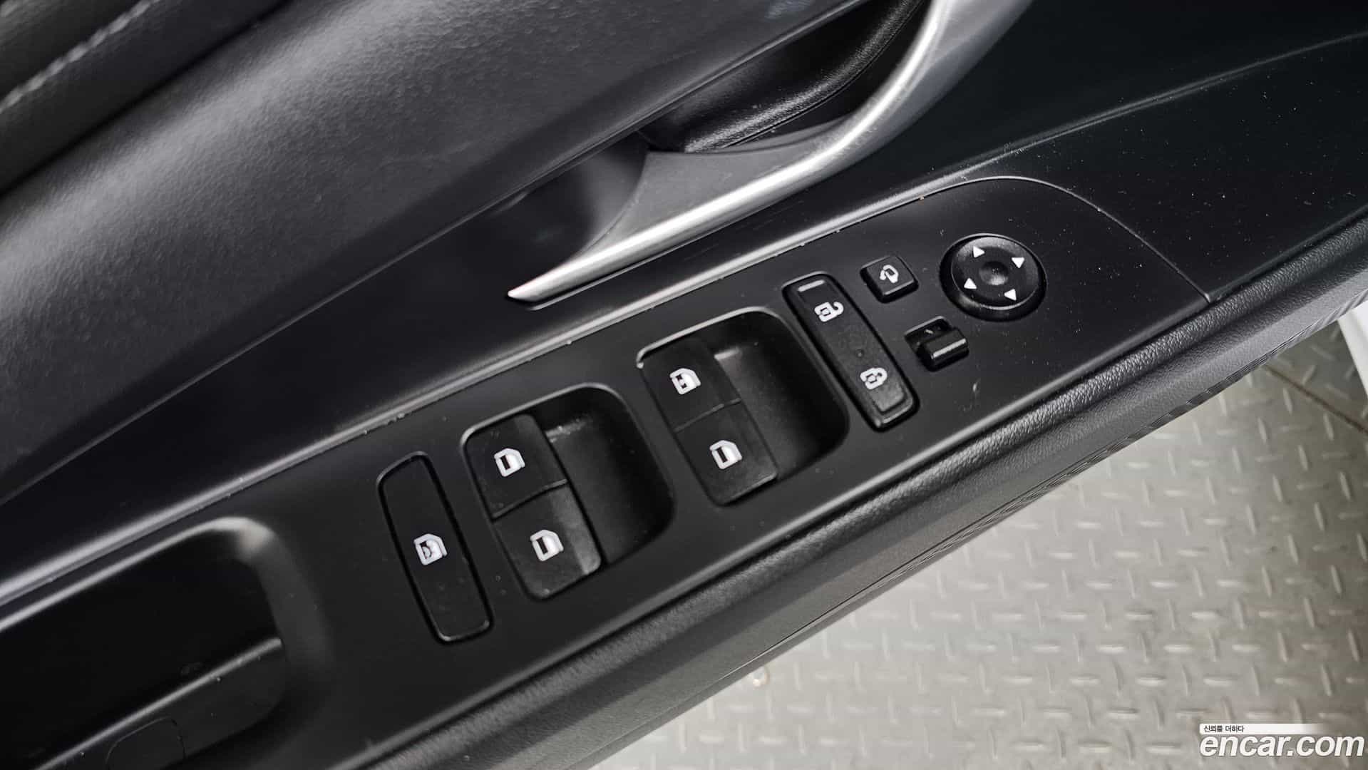 AVANTE Hyundai 2022.3-OPTION-024