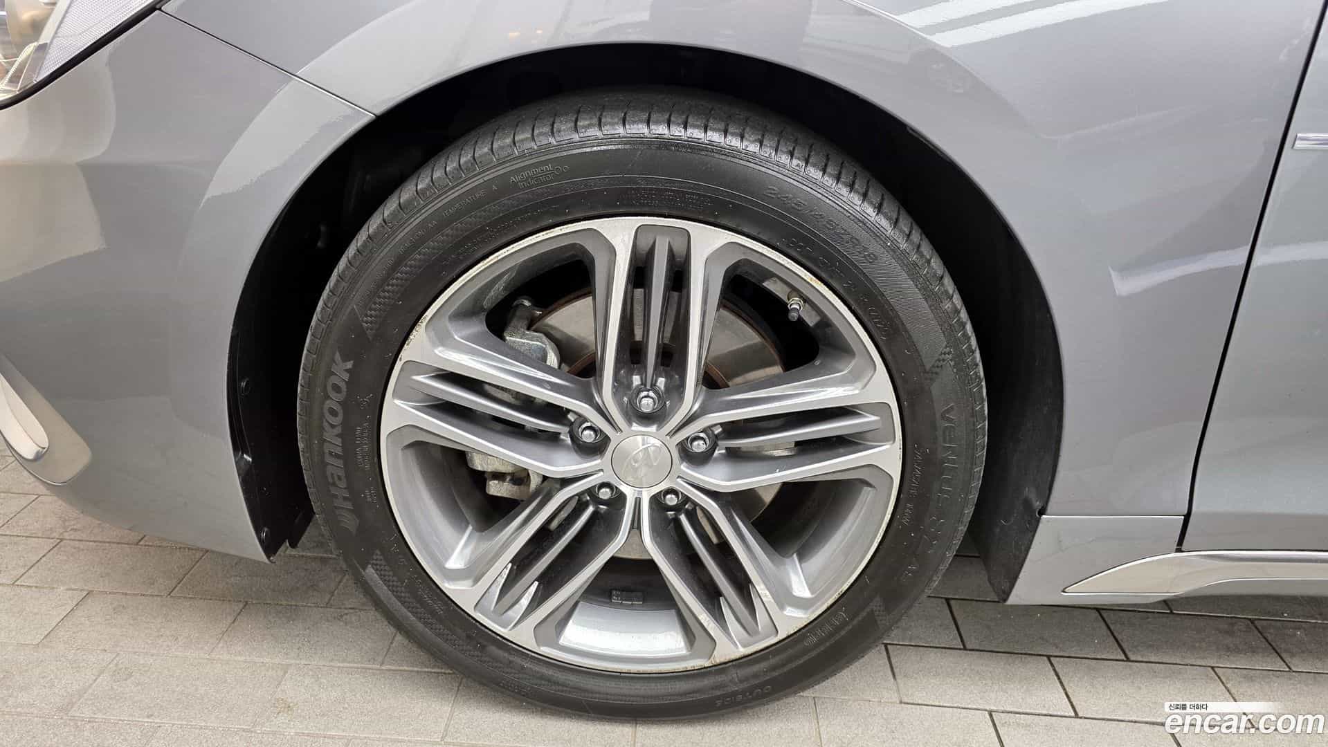 Grandeur Hyundai 2017.0-OUTER-005