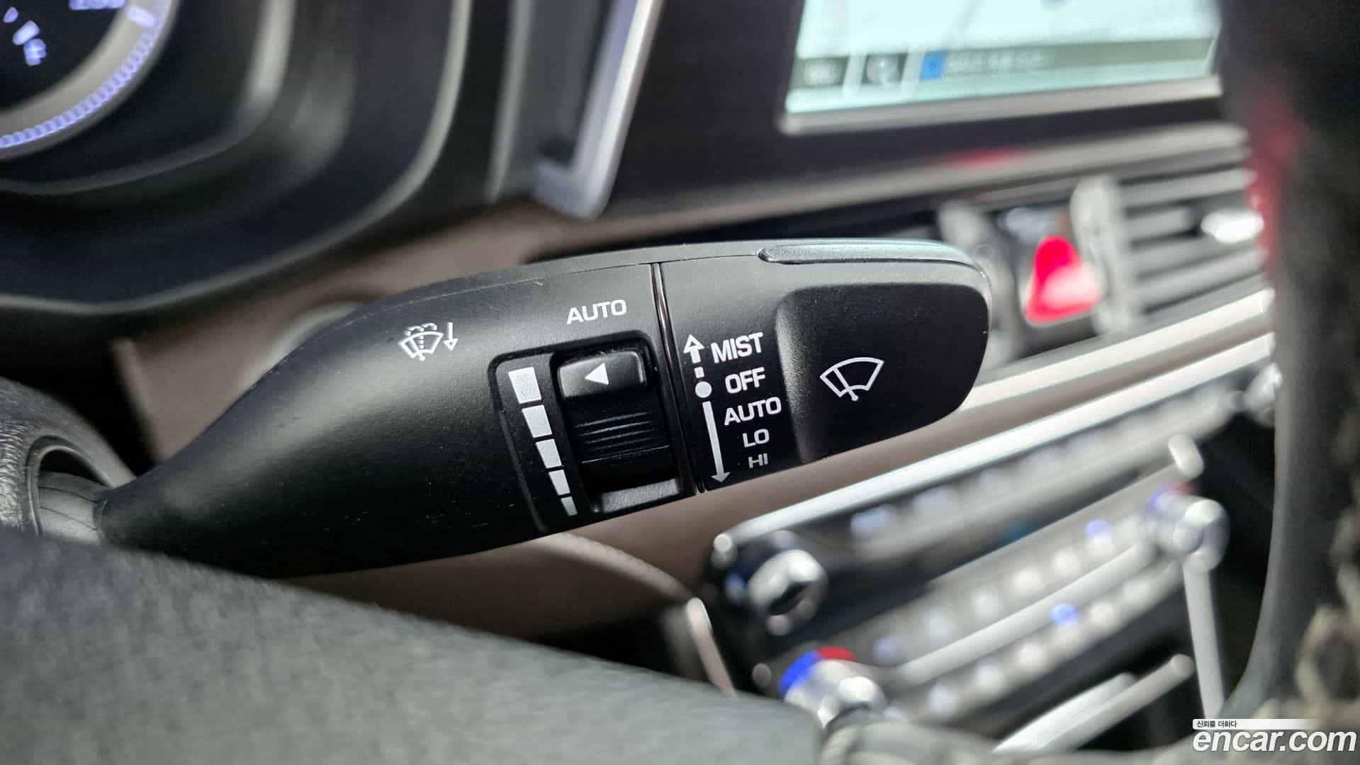 Grandeur Hyundai 2017.0-OPTION-041