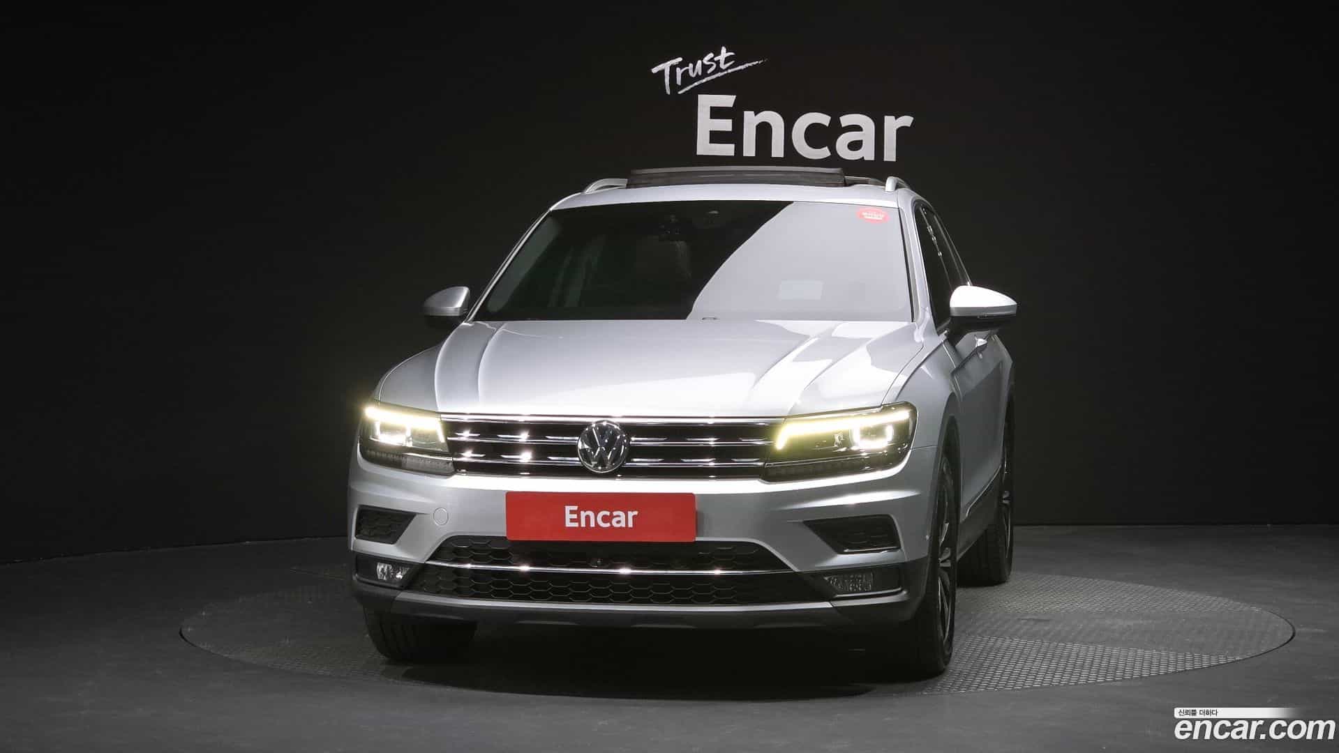 Tiguan Volkswagen 2020.5-OUTER-003