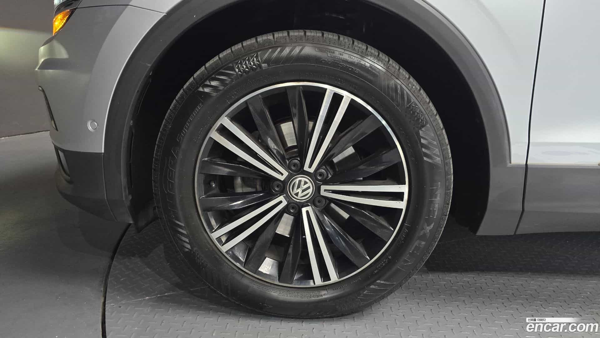 Tiguan Volkswagen 2020.5-OUTER-005