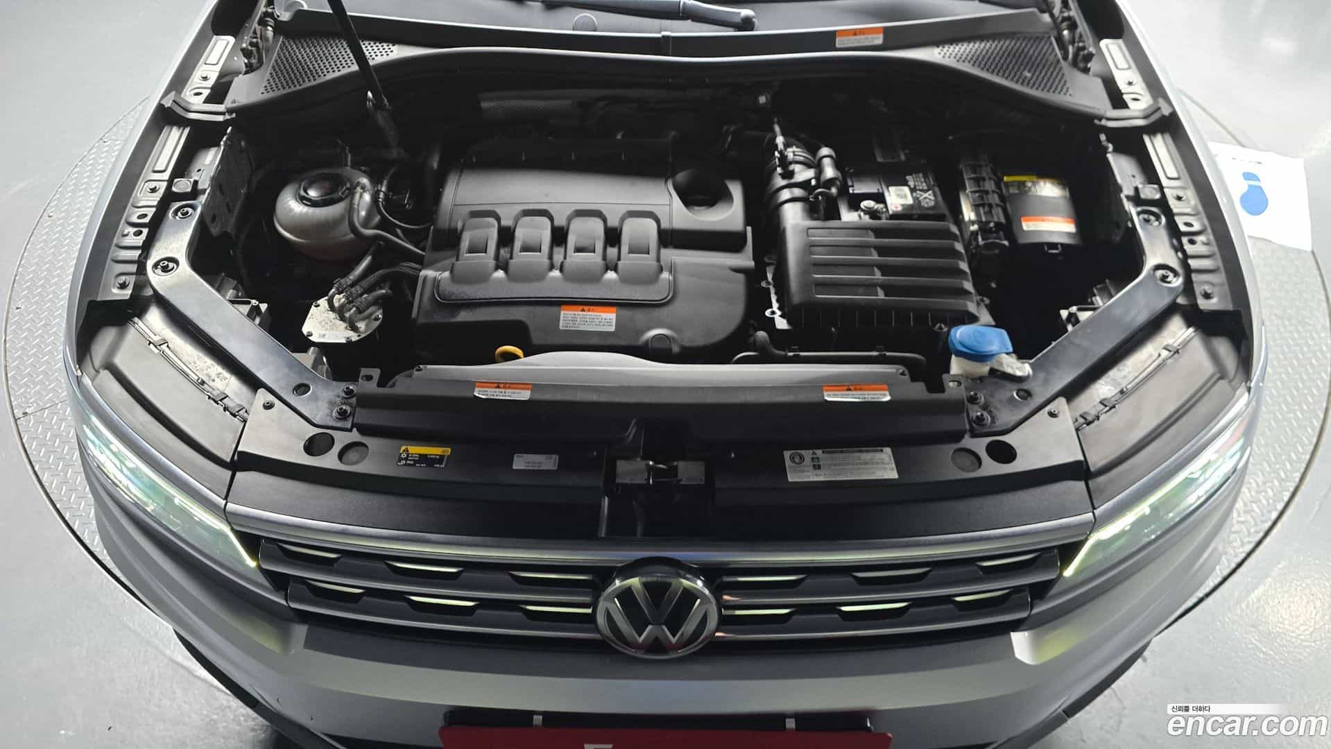 Tiguan Volkswagen 2020.5-OUTER-006
