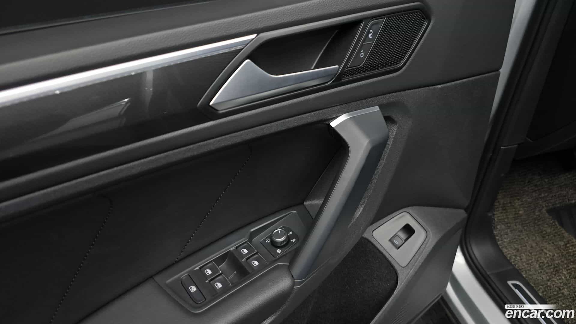 Tiguan Volkswagen 2020.5-OPTION-019