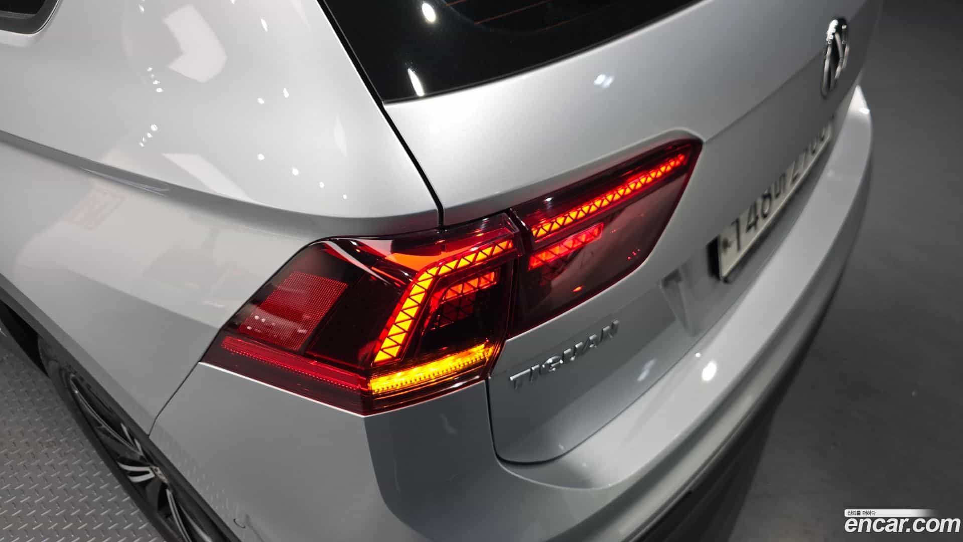 Tiguan Volkswagen 2020.5-OUTER-033