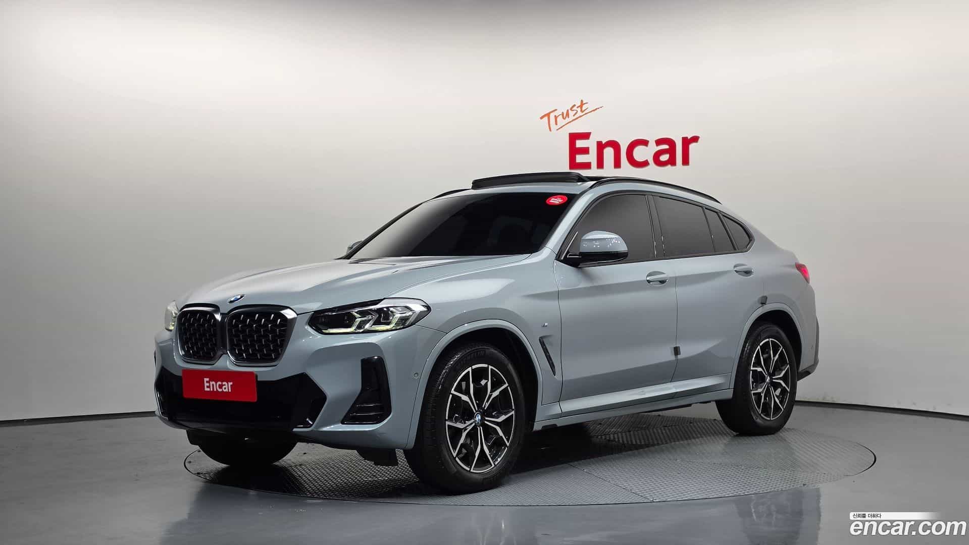X4 BMW 2023.0-OUTER-001
