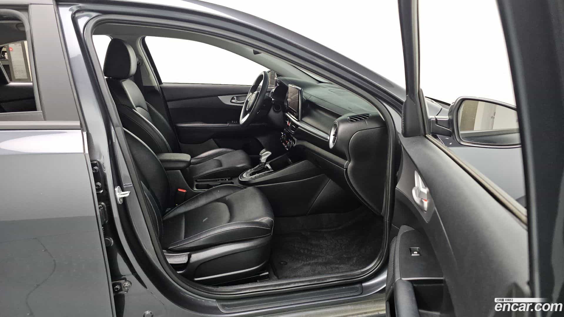 K3 Kia 2022.0-OPTION-022