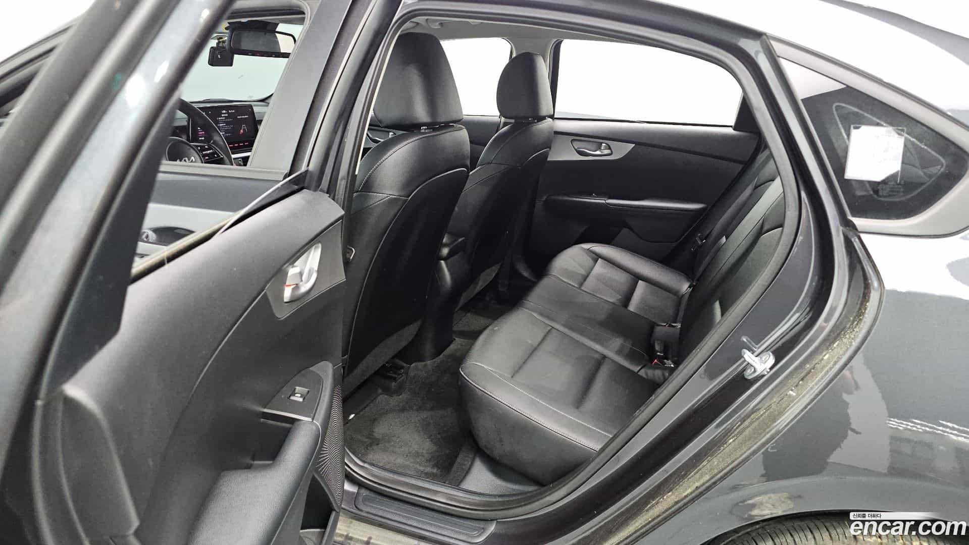 K3 Kia 2022.0-OPTION-023
