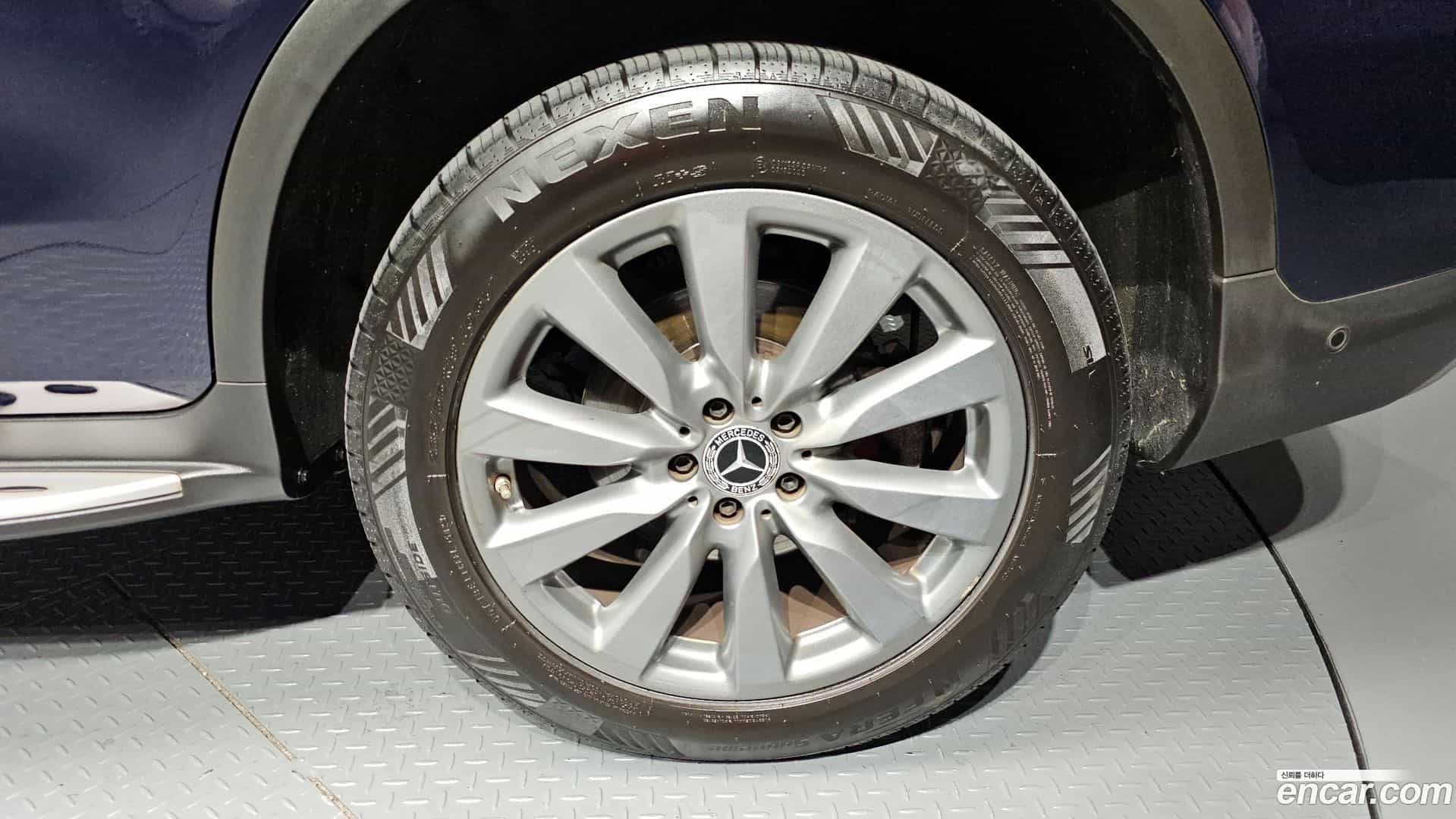 GLC-Class Mercedes-Benz 2018.11-OUTER-031