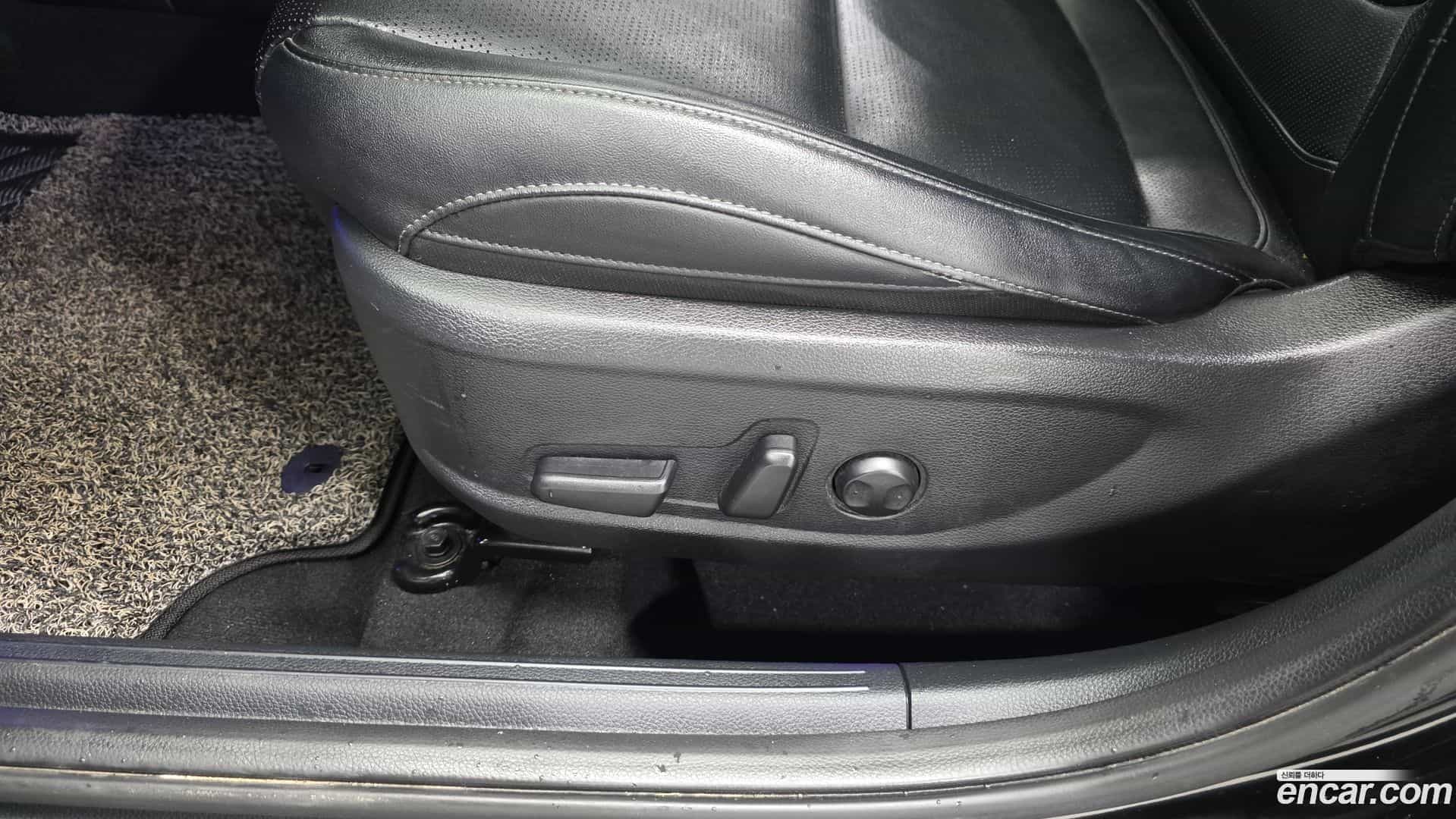 Seltos Kia 2019.9-OPTION-047