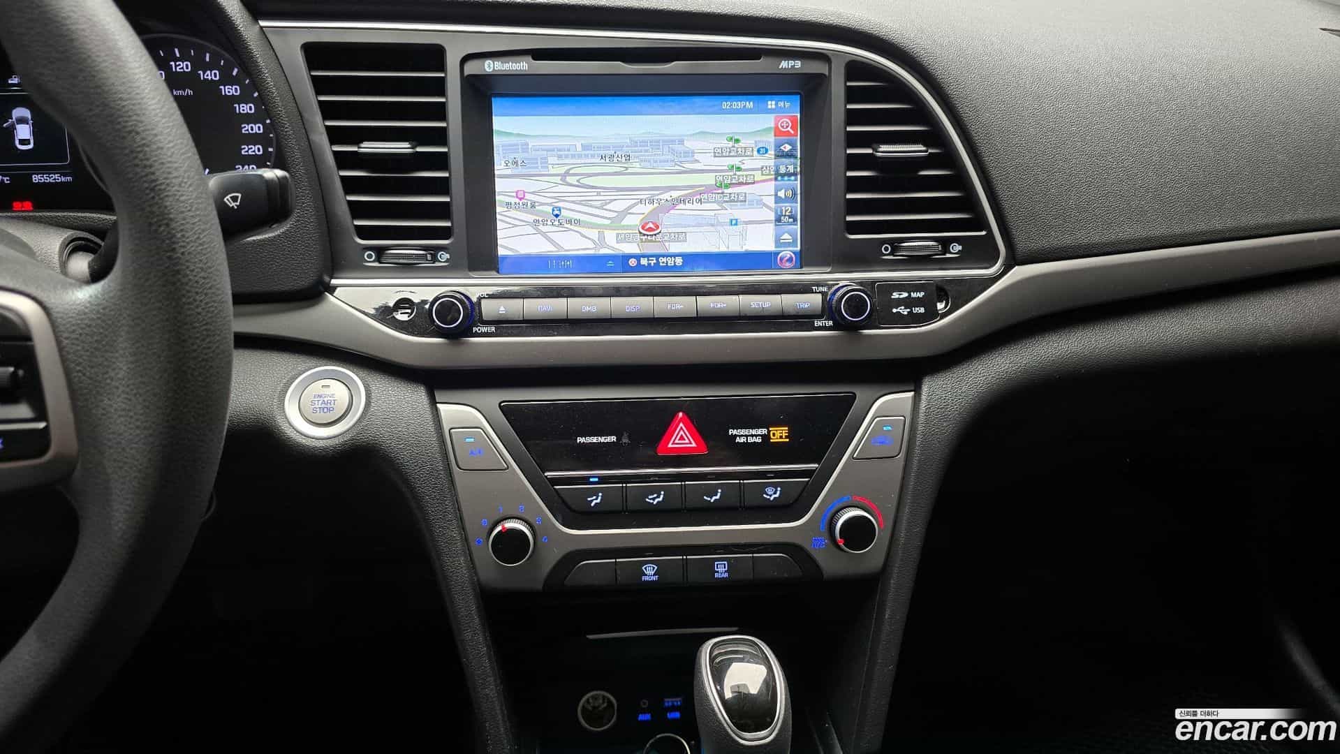 AVANTE Hyundai 2016.10-OPTION-018