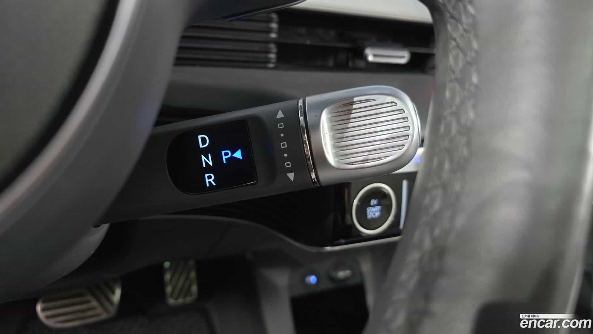 Ioniq5 Hyundai 2022.1-INNER-009