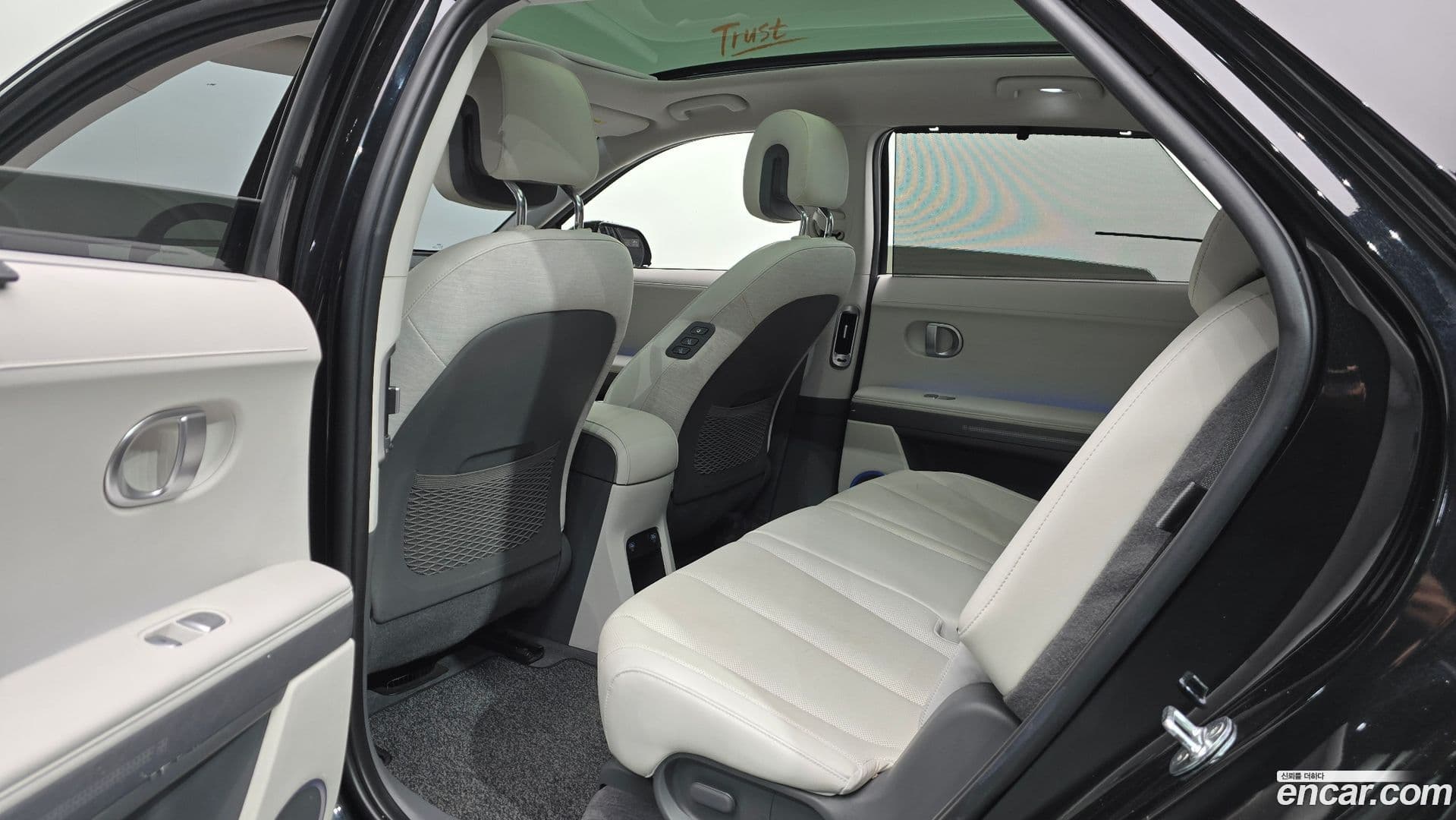 Main__Slider__Photo:Ioniq5 Hyundai 2022.1-10