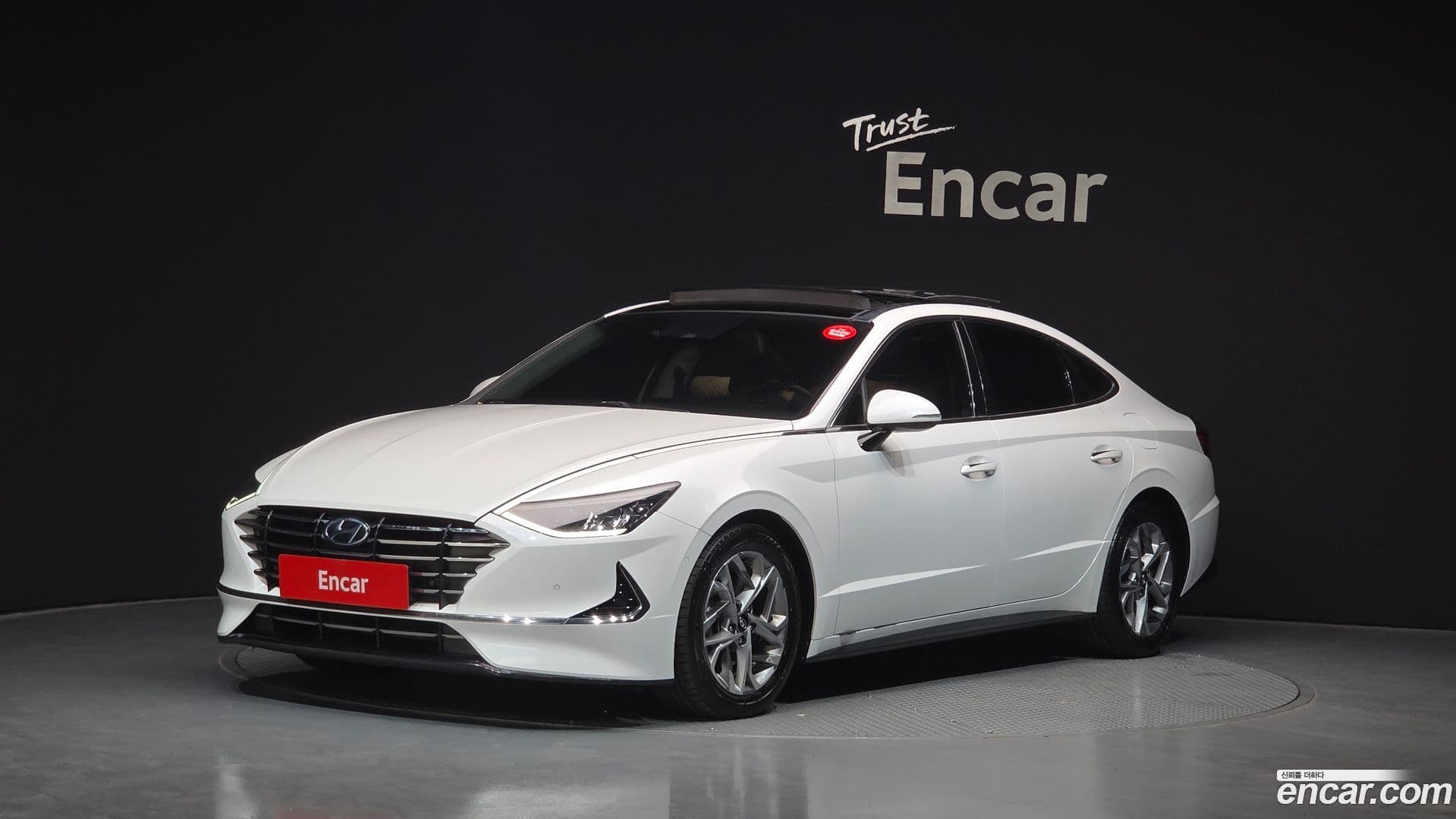 Main__Slider__Photo:Sonata Hyundai 2019.3-0