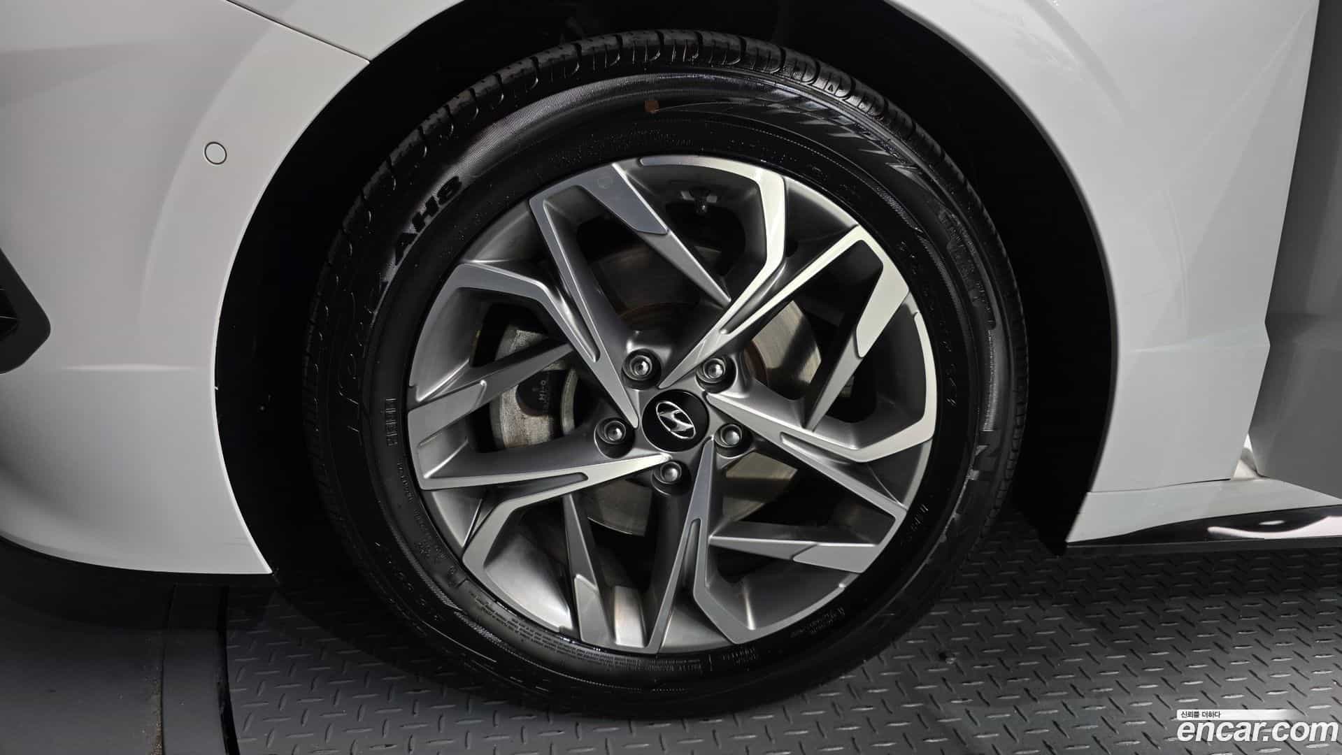 Sonata Hyundai 2019.3-OUTER-005