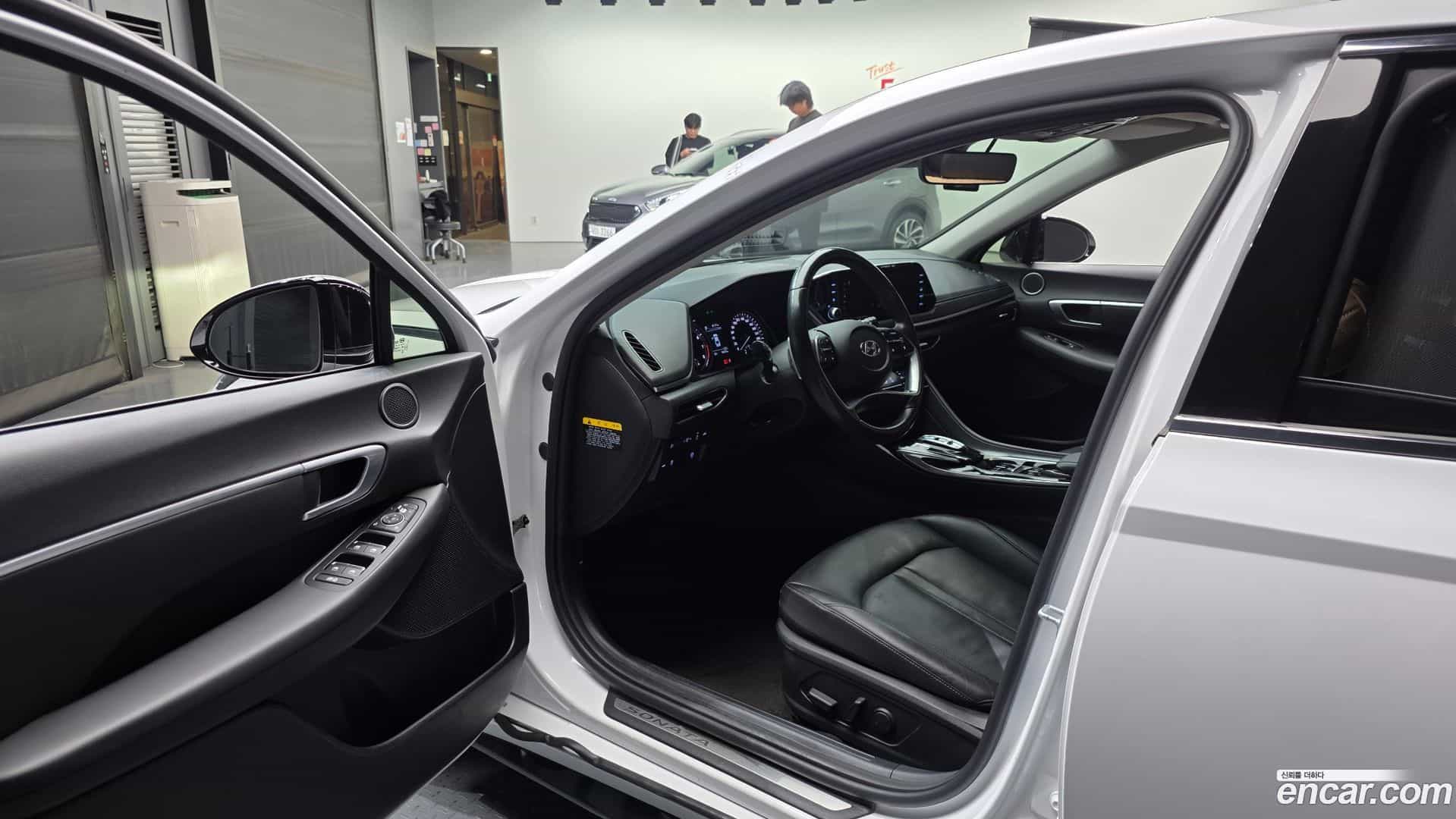 Sonata Hyundai 2019.3-INNER-010