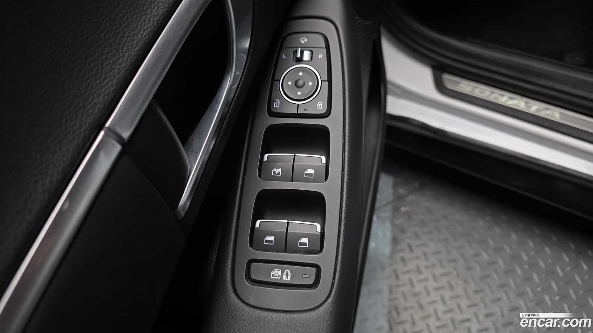 Sonata Hyundai 2019.3-OPTION-018