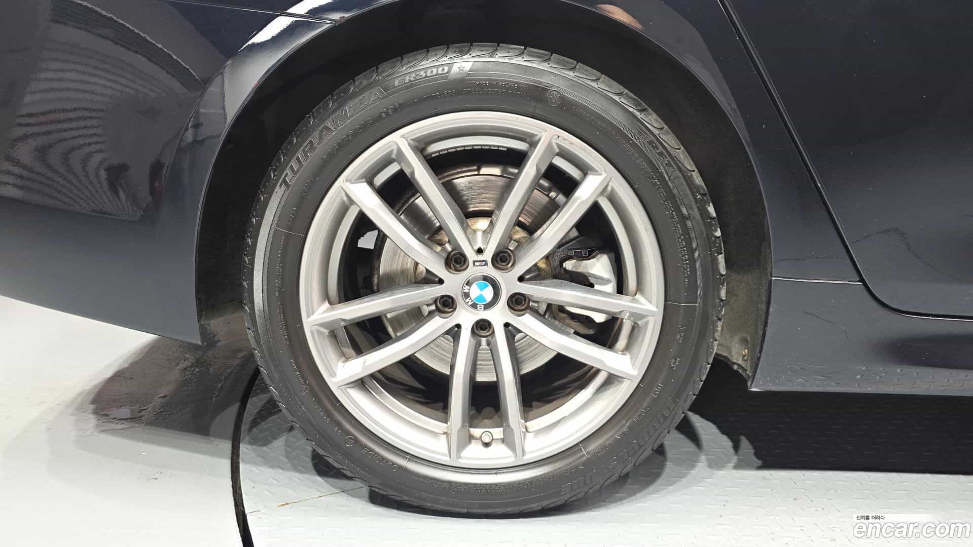 5-Series BMW 2018.4-OUTER-005