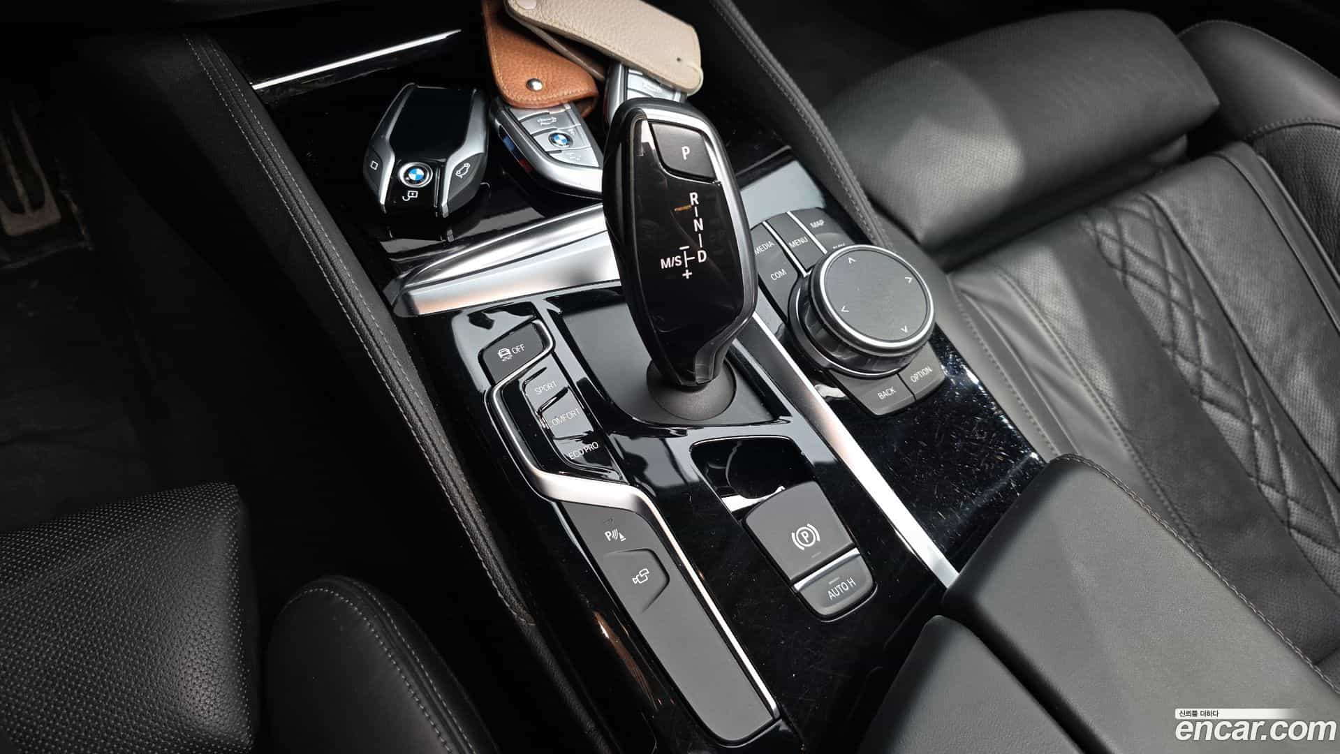 5-Series BMW 2018.4-INNER-009