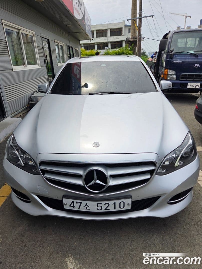 Main__Slider__Photo:E-Class Mercedes-Benz 2015.1-0