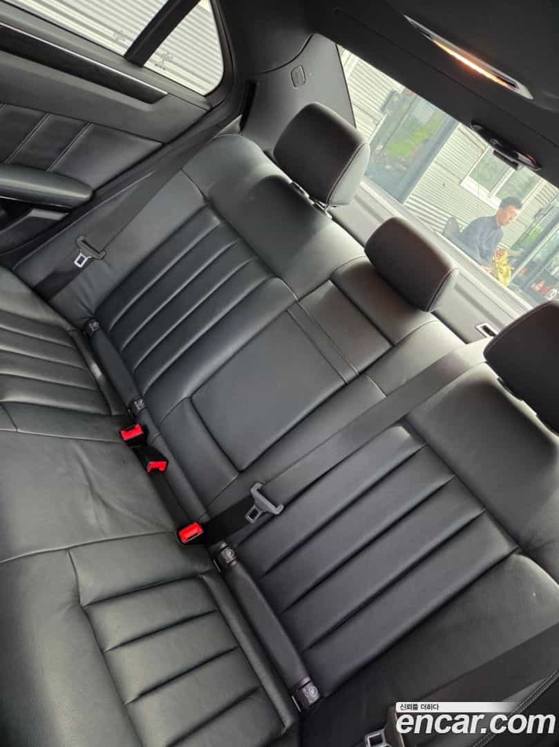 E-Class Mercedes-Benz 2015.1-INNER-009
