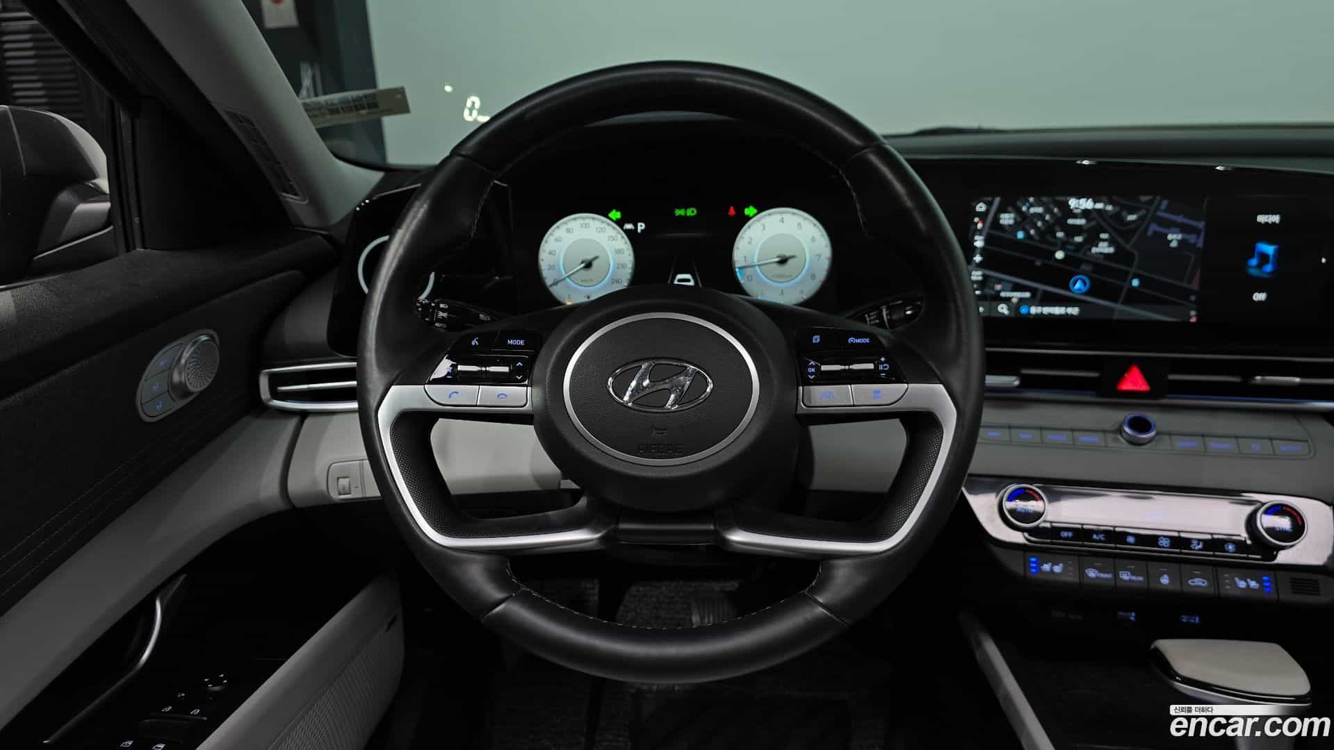 AVANTE Hyundai 2021.11-OPTION-016