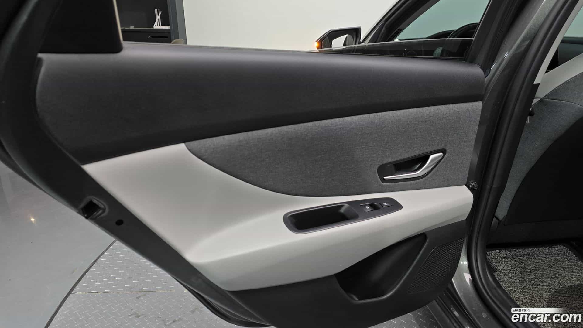 AVANTE Hyundai 2021.11-INNER-035