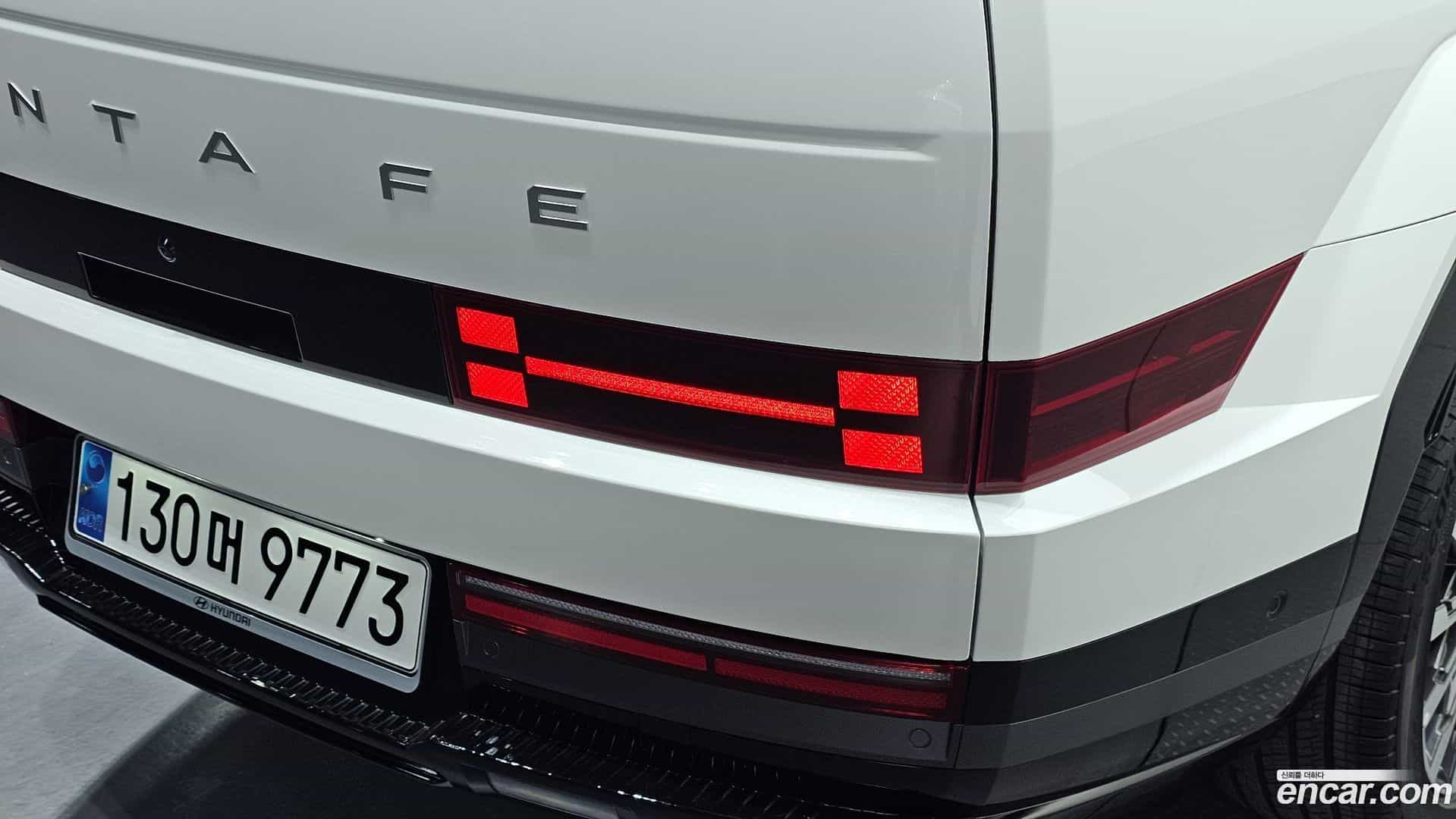Santafe Hyundai 2023.10-OUTER-033