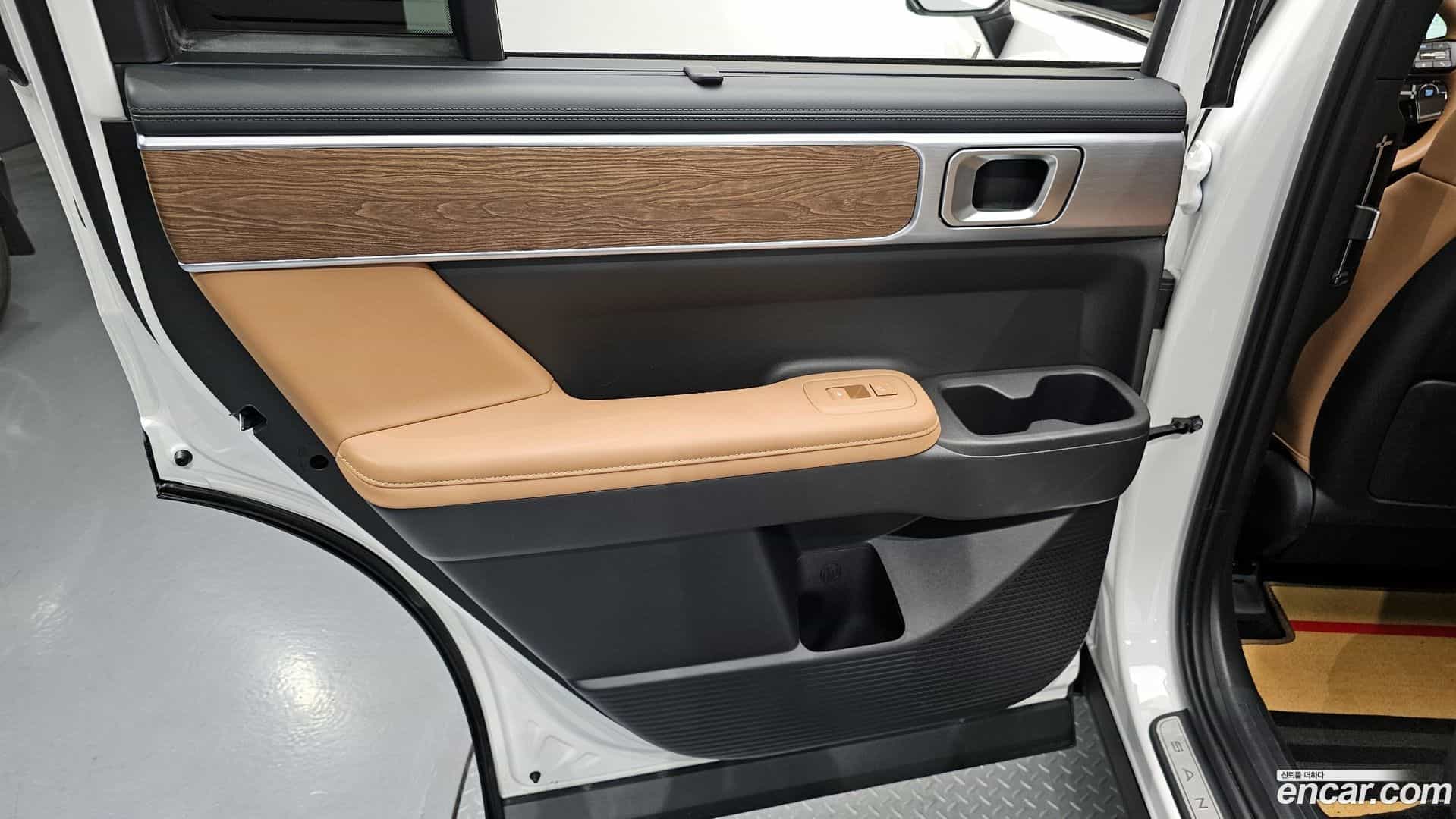 Santafe Hyundai 2023.10-INNER-035