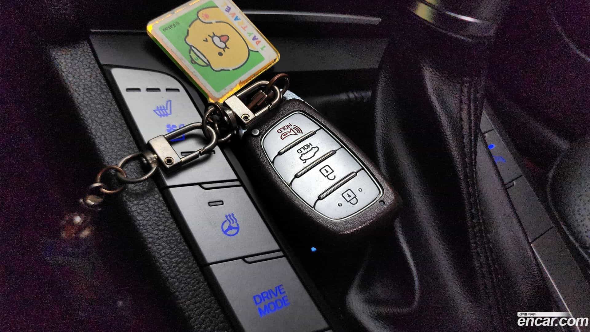 AVANTE Hyundai 2017.6-OPTION-045