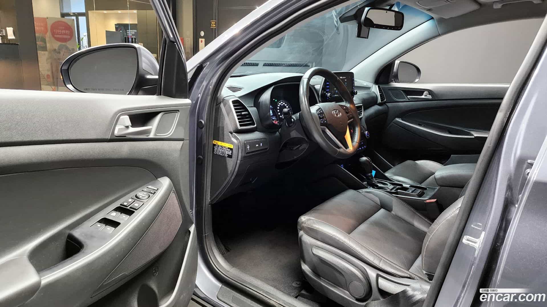 Tucson Hyundai 2020.5-INNER-010