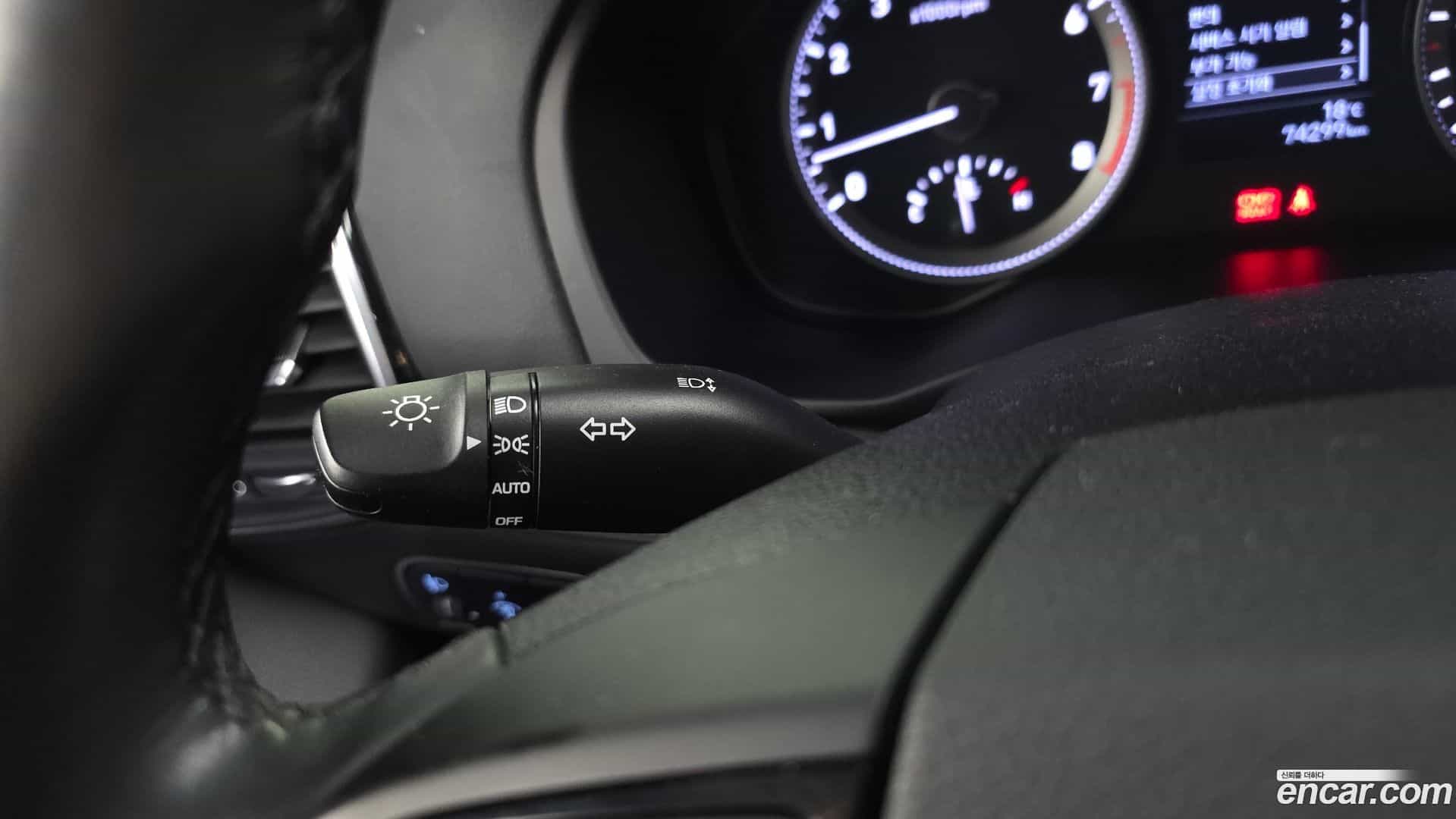 Grandeur Hyundai 2017.10-OPTION-021