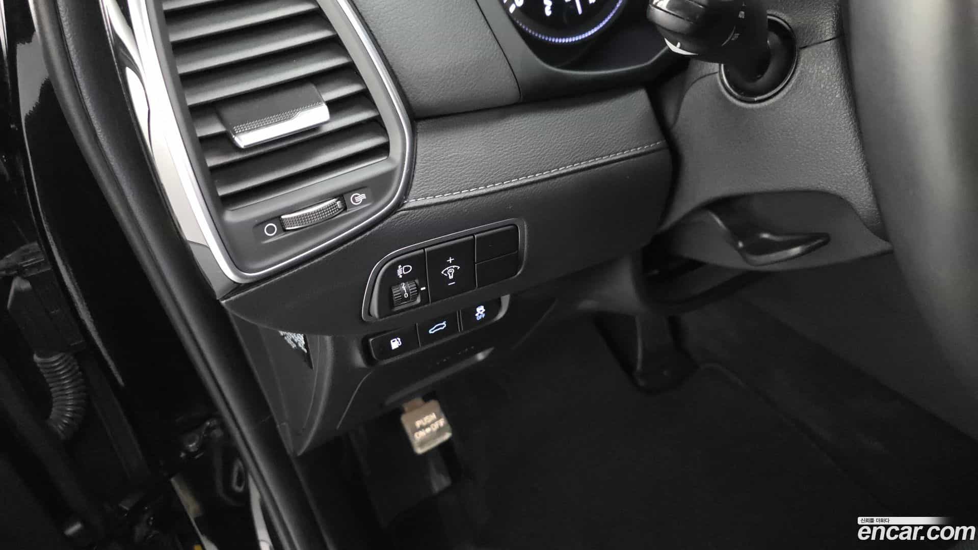 Grandeur Hyundai 2017.10-OPTION-040