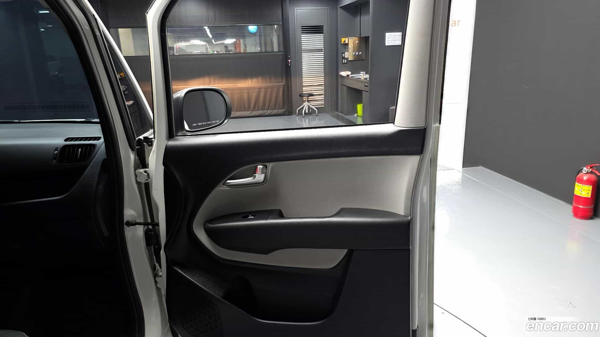 RAY Kia 2023.3-INNER-034