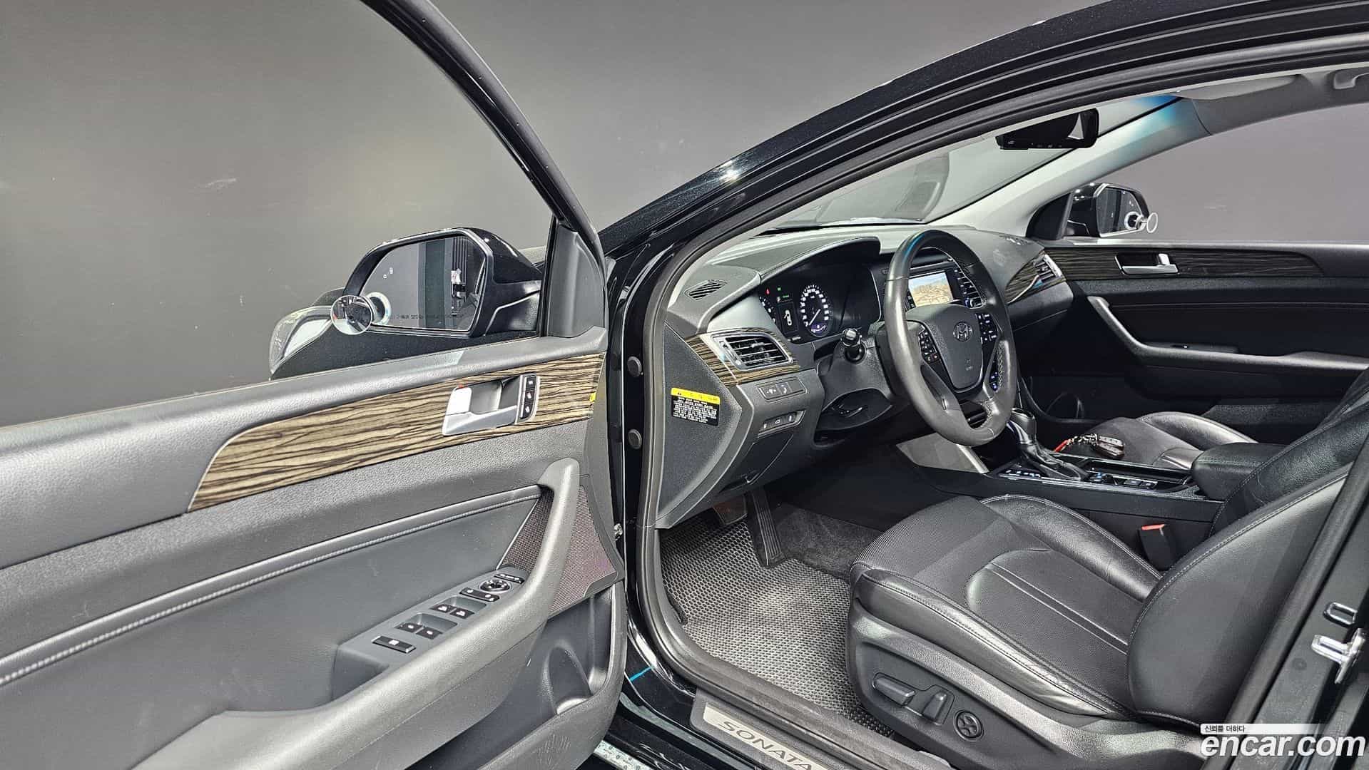 Sonata Hyundai 2017.2-OPTION-015