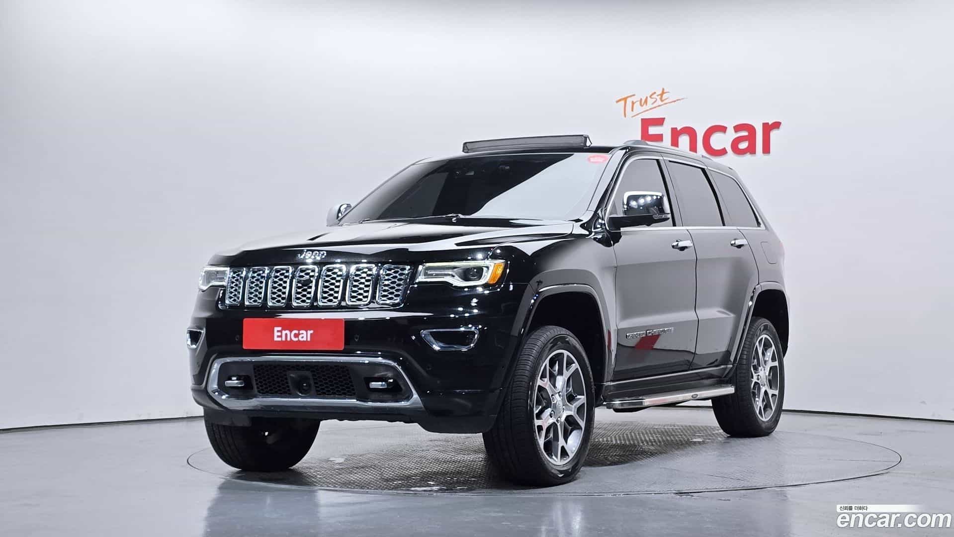 Cherokee Jeep 2020.5-OUTER-001