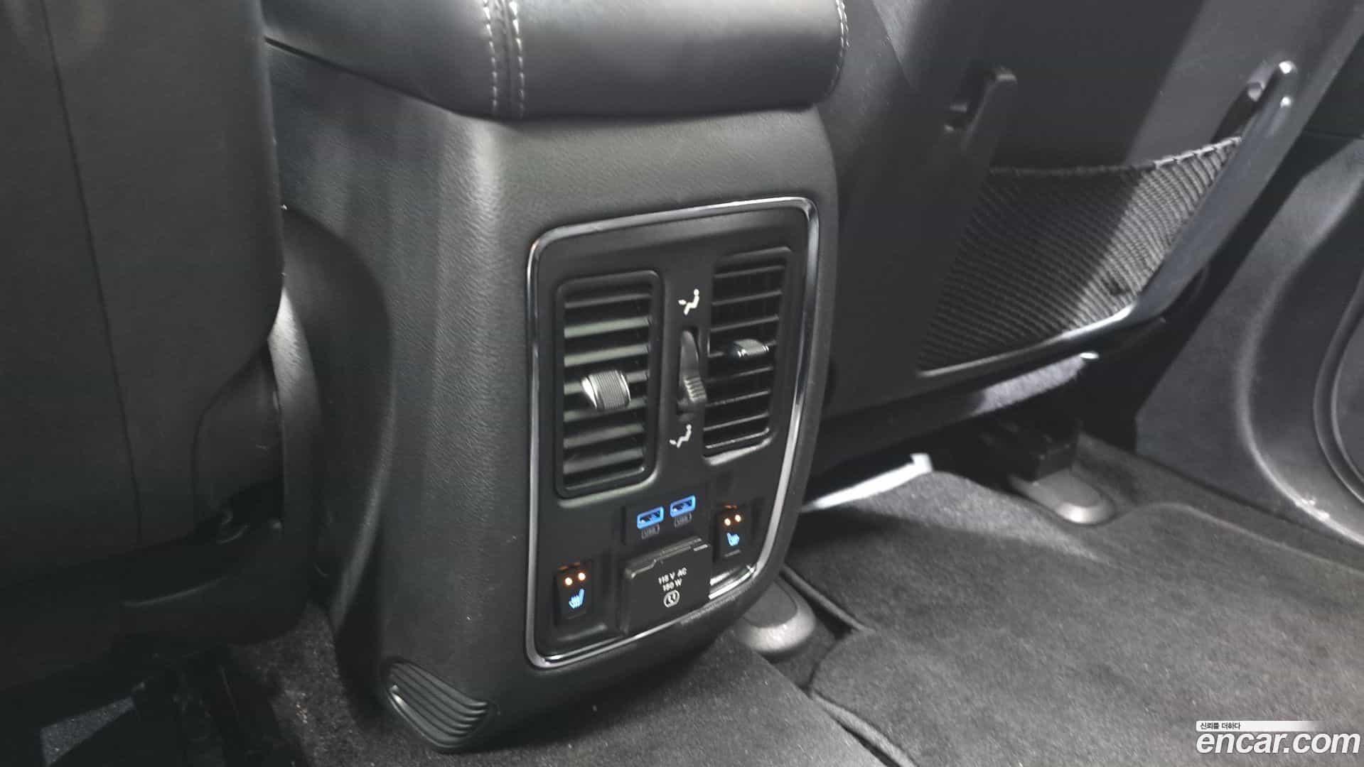 Cherokee Jeep 2020.5-OPTION-023
