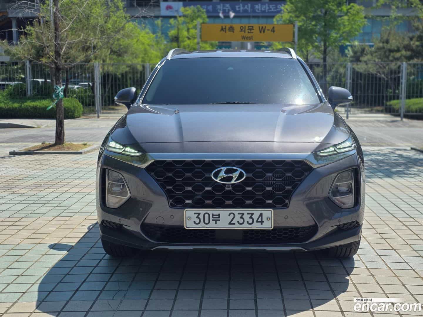 Santafe Hyundai 2018.3-OUTER-001