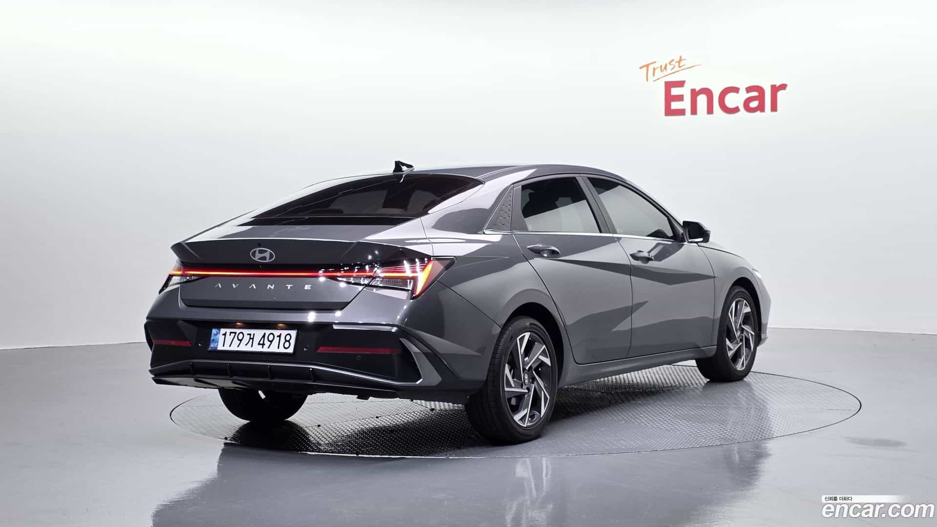 AVANTE Hyundai 2024.0-OUTER-002
