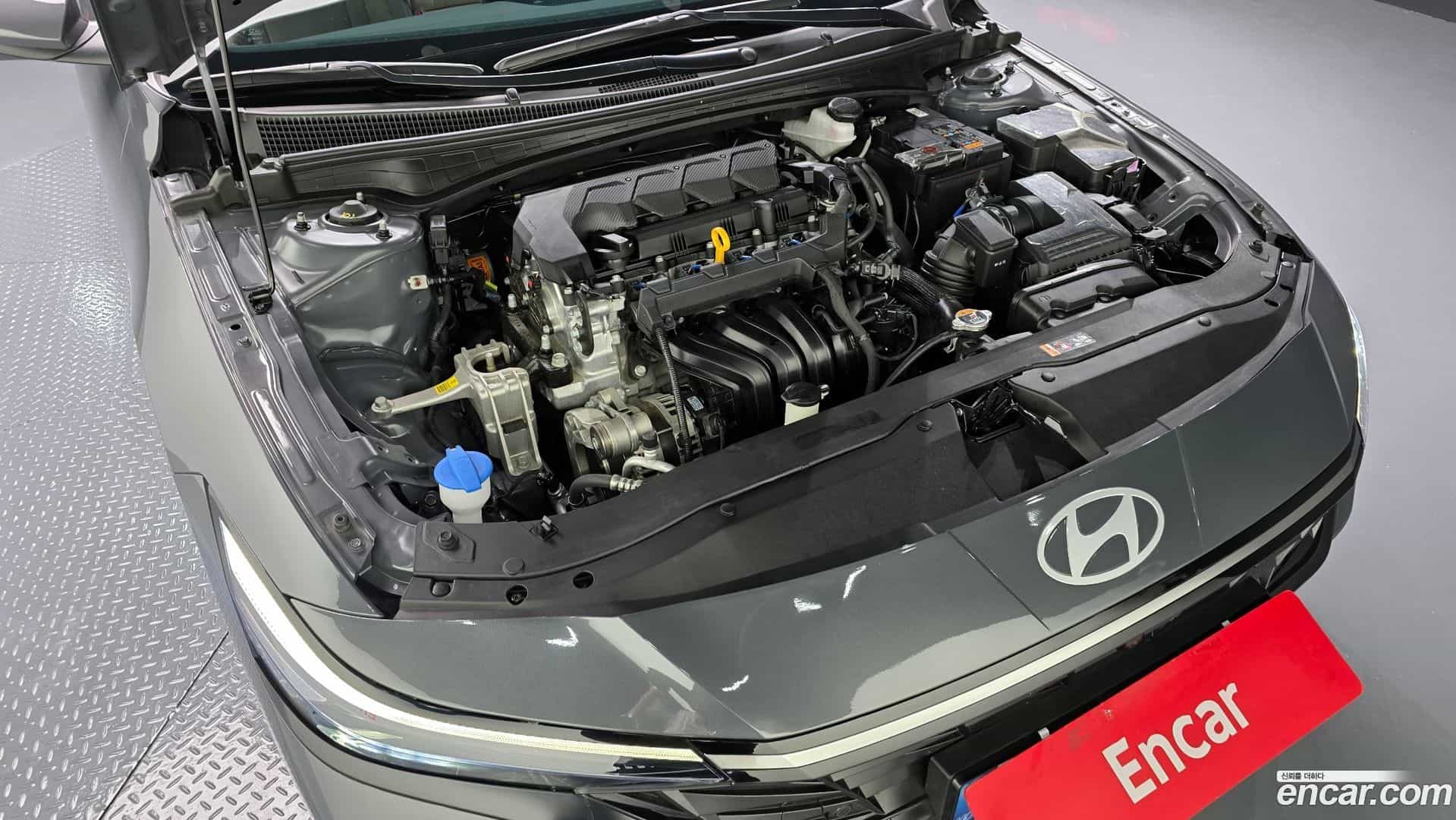 AVANTE Hyundai 2024.0-OUTER-006