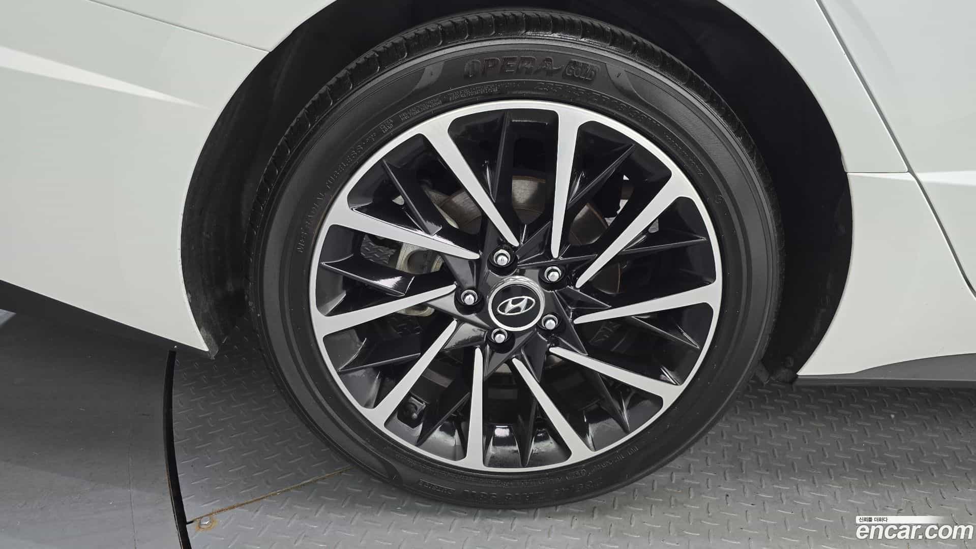 Sonata Hyundai 2019.9-OUTER-005