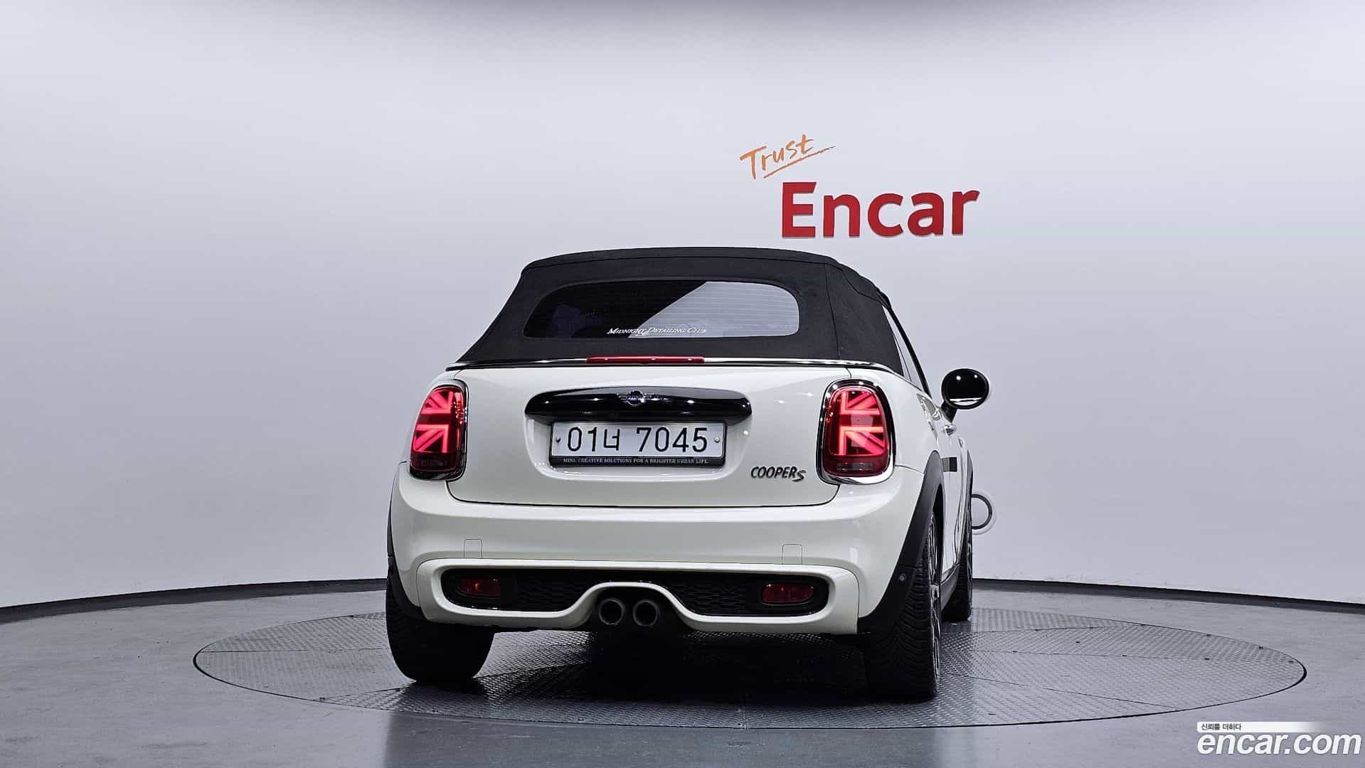 Cooper Convertible Mini 2019.3-OUTER-004