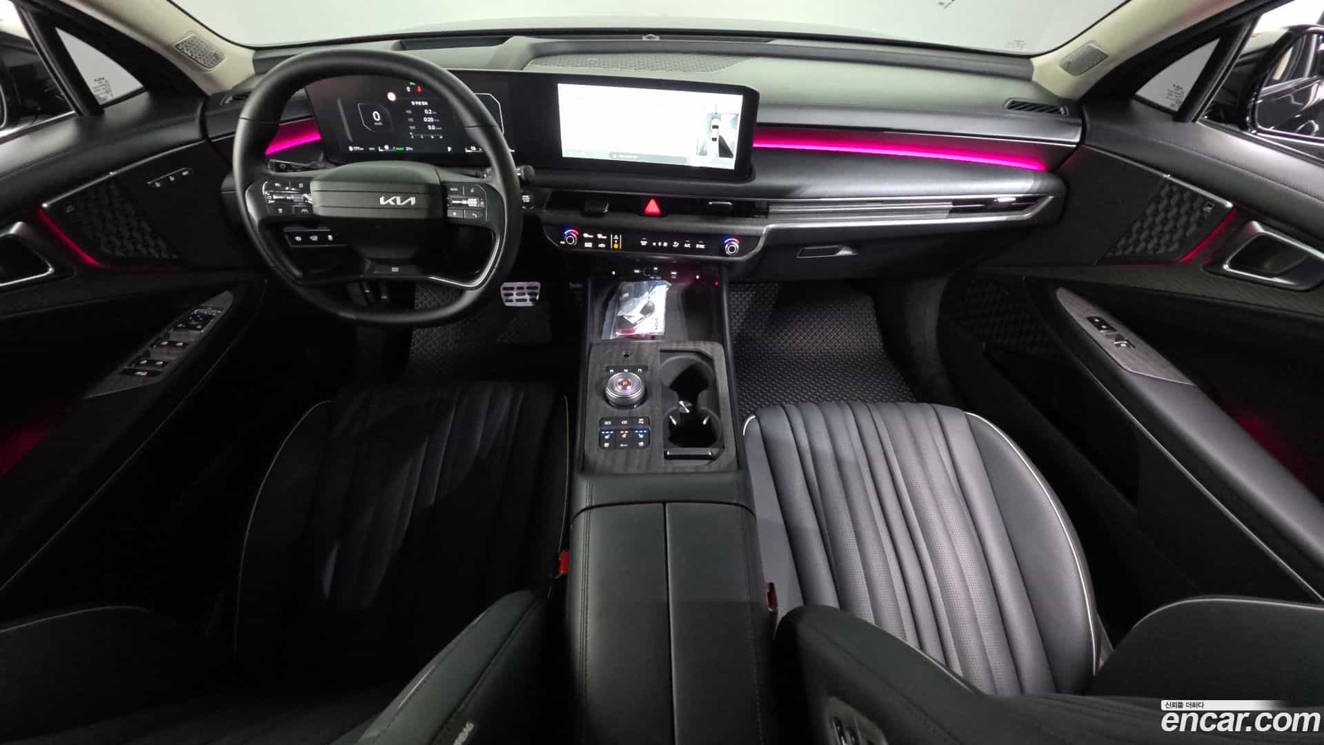 K8 Kia 2025.10-INNER-007