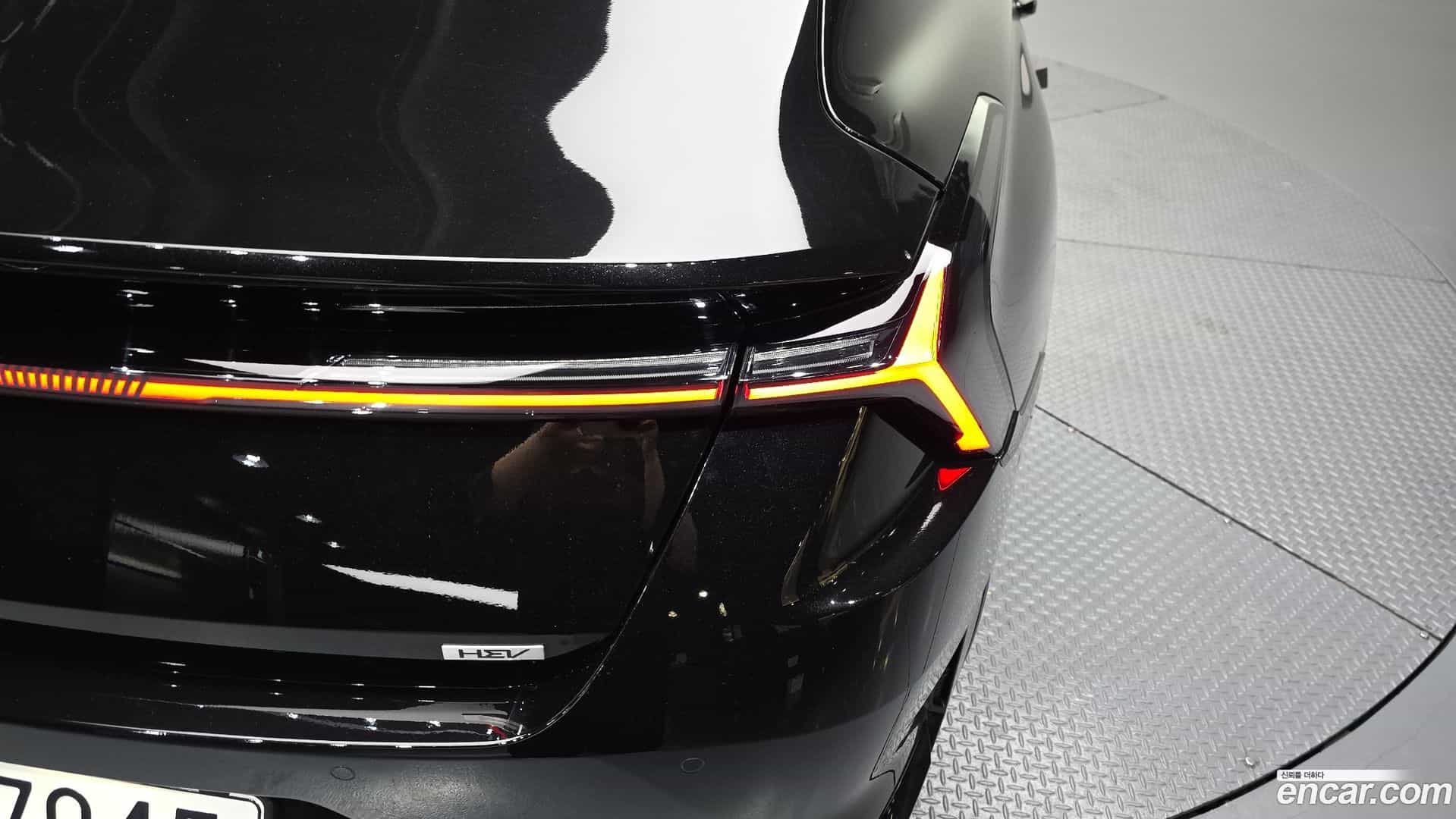 K8 Kia 2025.10-OUTER-033