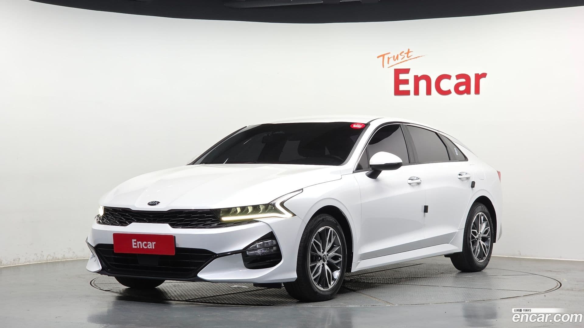Main__Slider__Photo:K5 Kia 2020.4-0