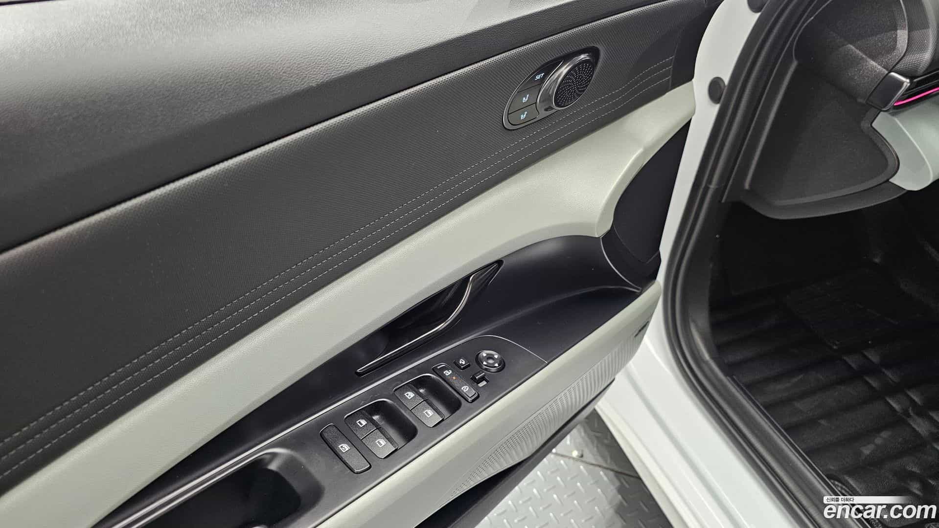 AVANTE Hyundai 2024.1-OPTION-020